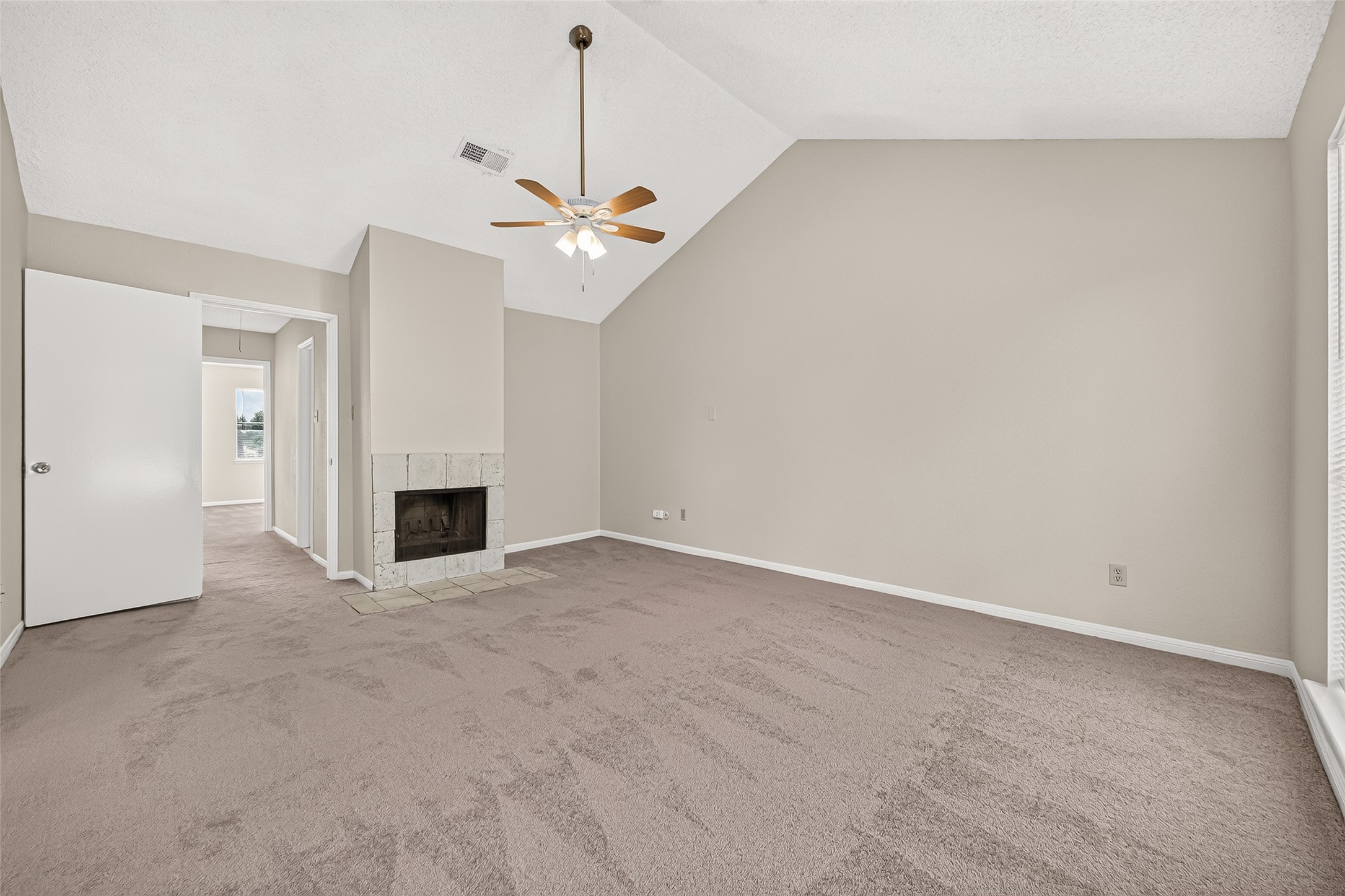 7700 Creekbend Drive 49 Property Photo 16