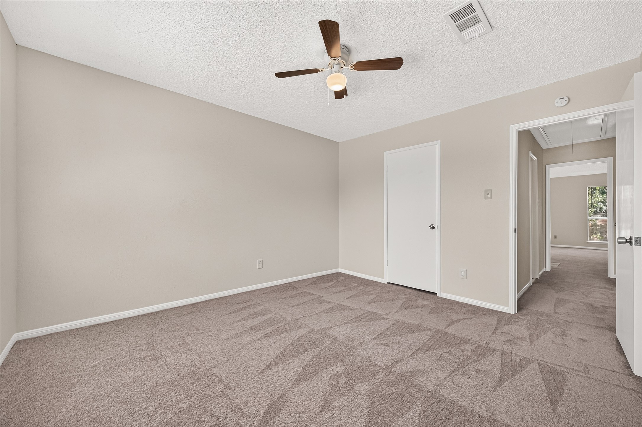 7700 Creekbend Drive 49 Property Photo 26