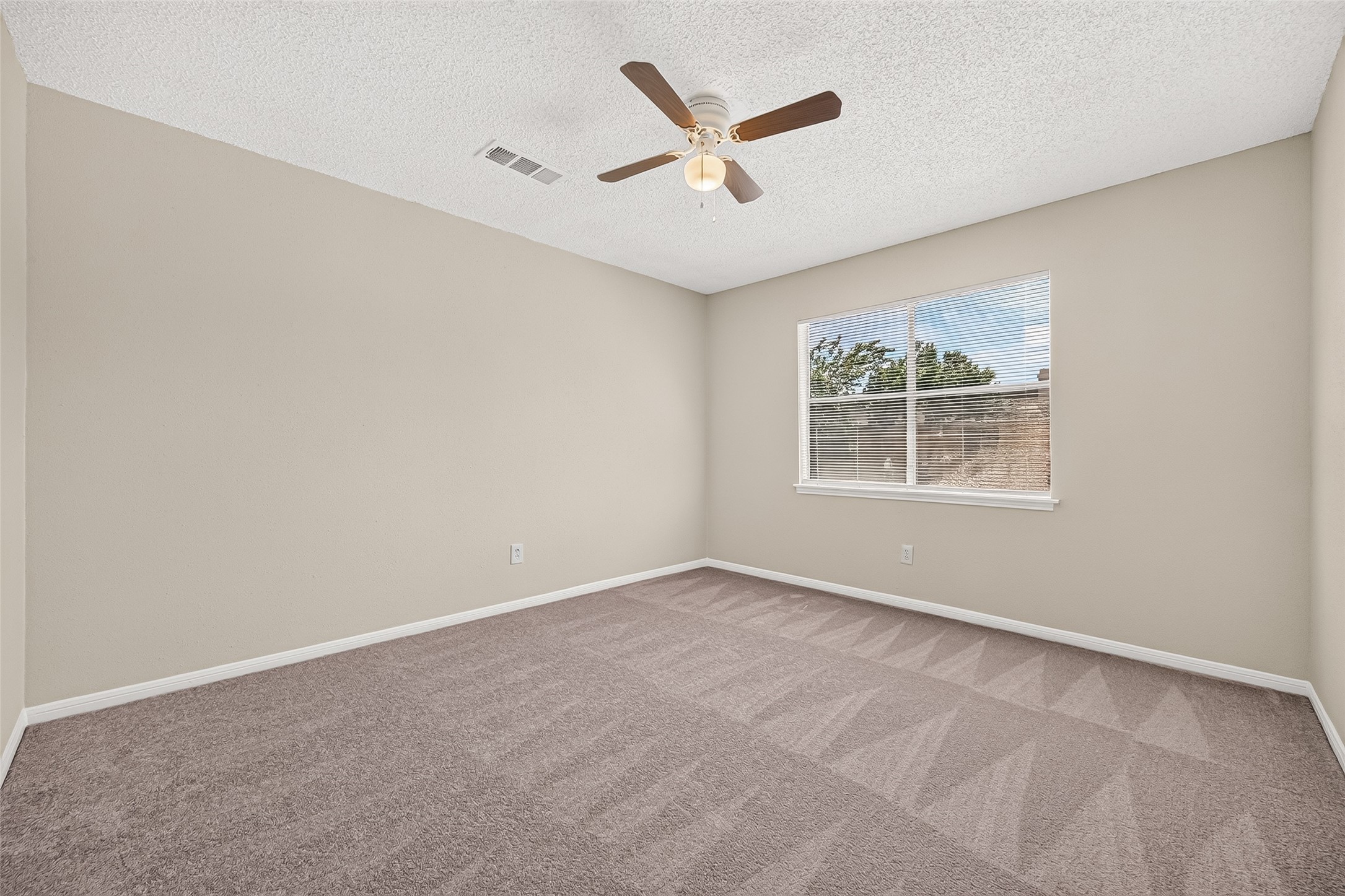 7700 Creekbend Drive 49 Property Photo 27