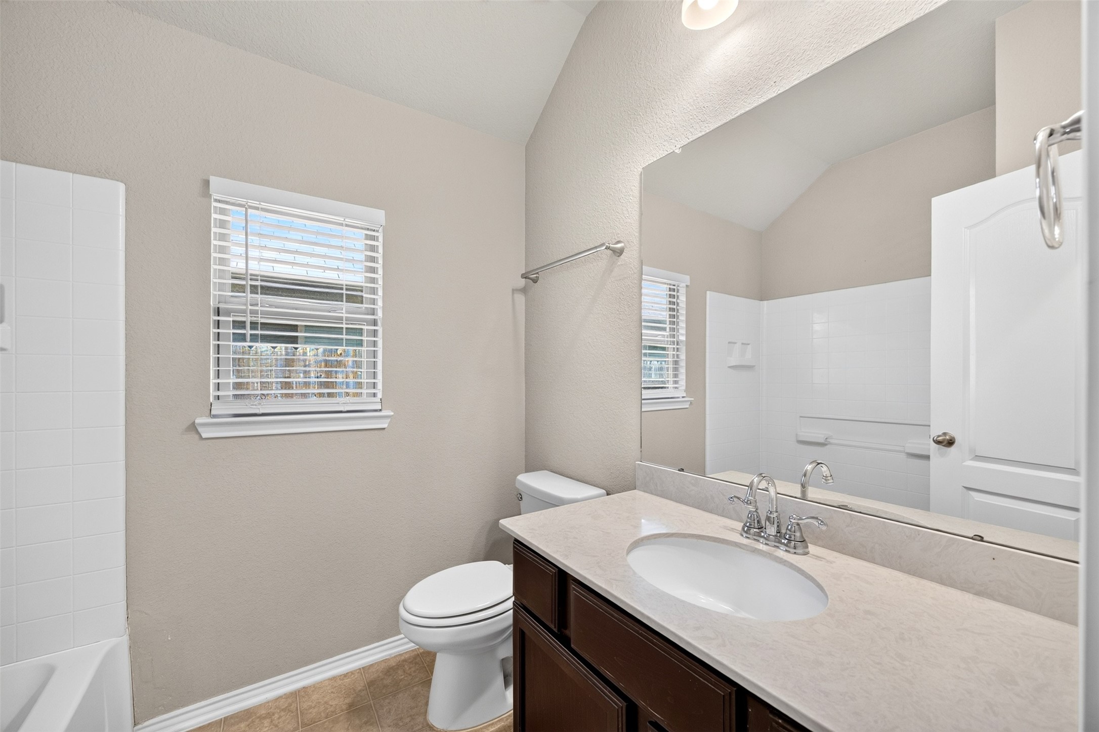 8811 Trenton Landing Lane Property Photo 11