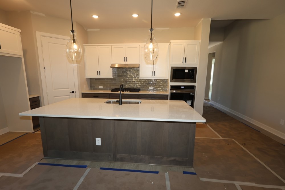 18115 Ramsey Way Lane Property Photo 7