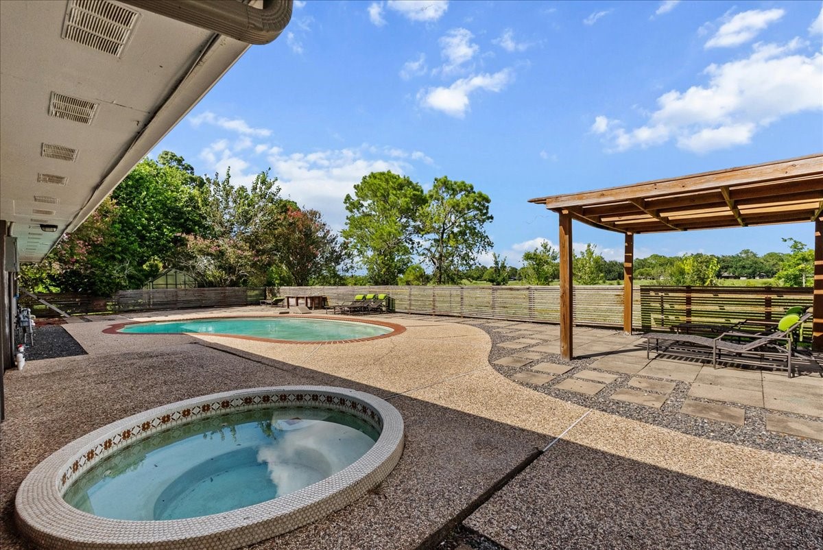 15319 Diana Lane Property Photo 37