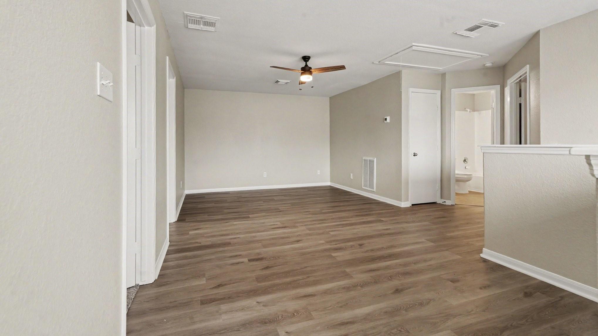 9211 Filaree Ridge Lane, Houston Tx 77089 Property Photo 24
