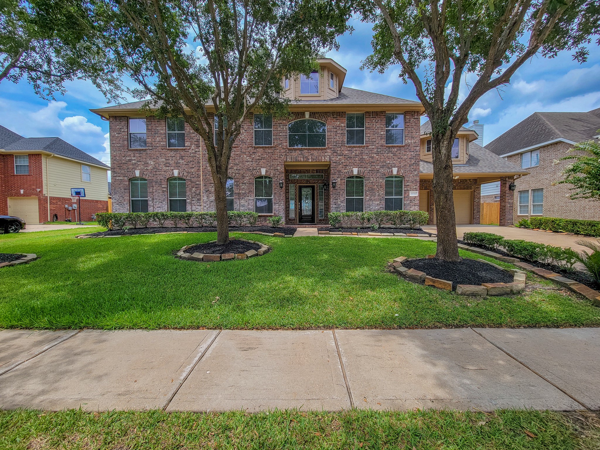20710 Mansfield Bay Lane Property Photo 2