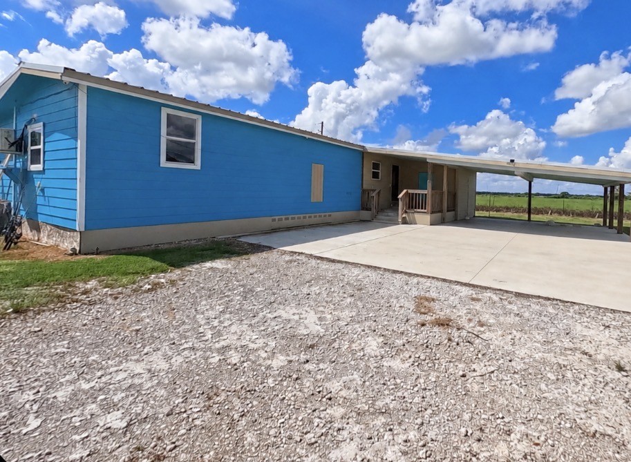 138 Blanchard Loop Property Photo 1