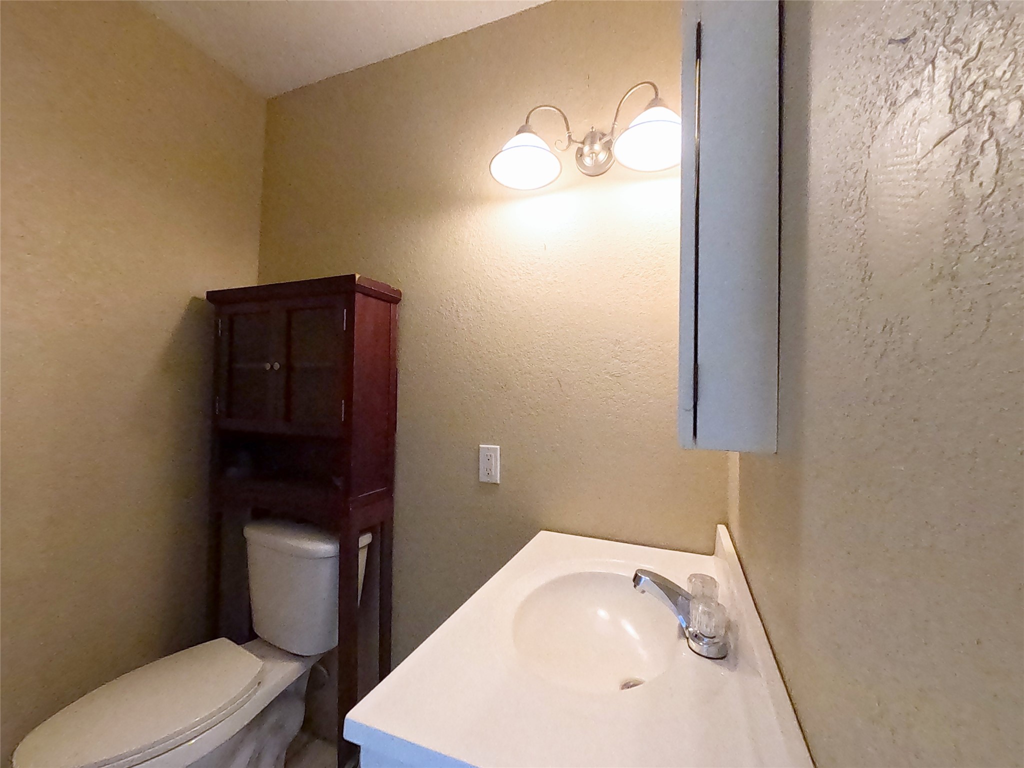 138 Blanchard Loop Property Photo 9