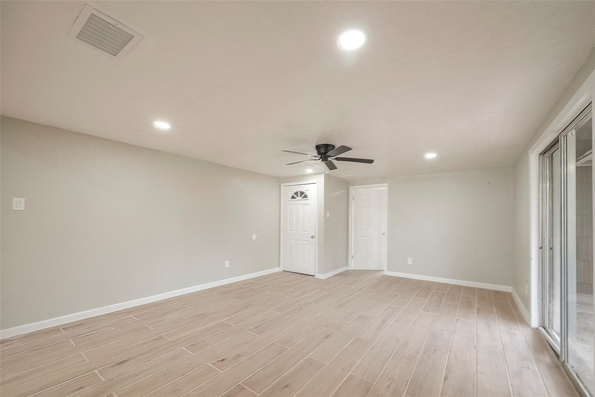 5874 Reed Road Property Photo 14