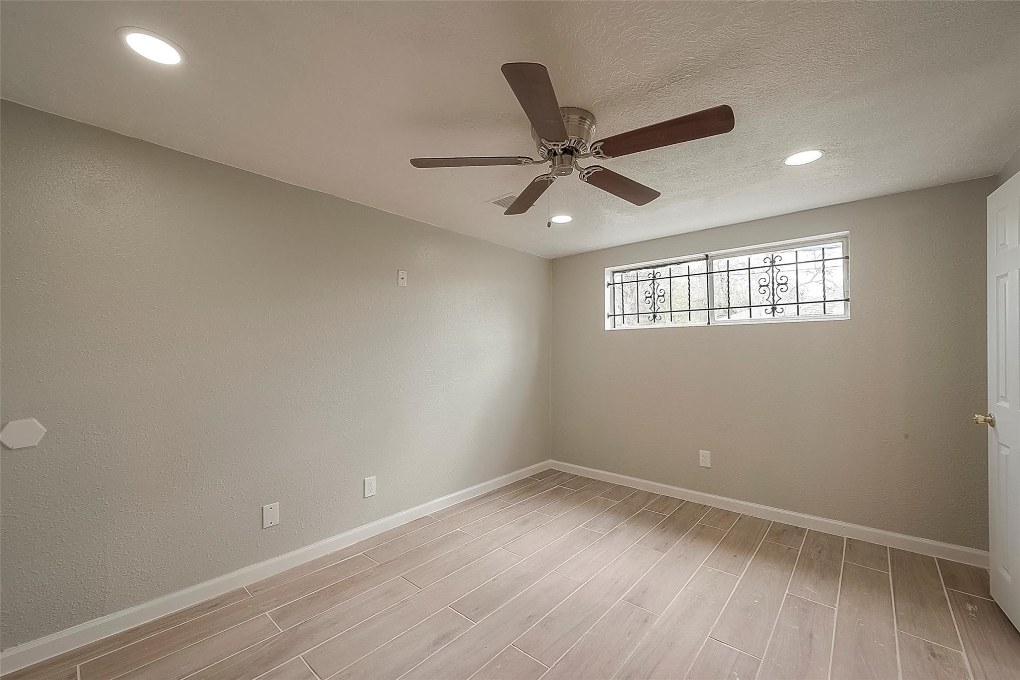 5874 Reed Road Property Photo 17