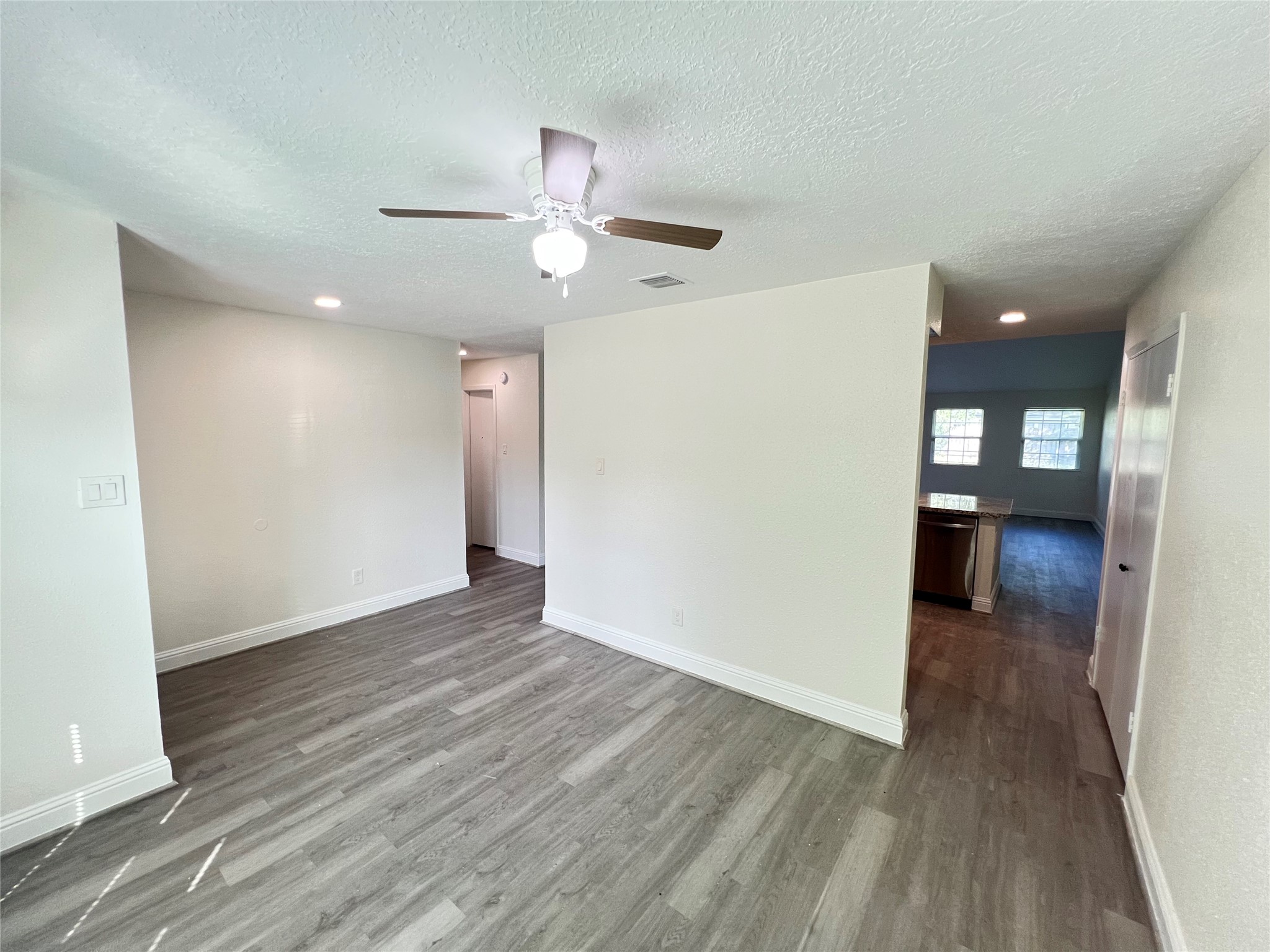 19739 Moonhollow Drive Property Photo 4