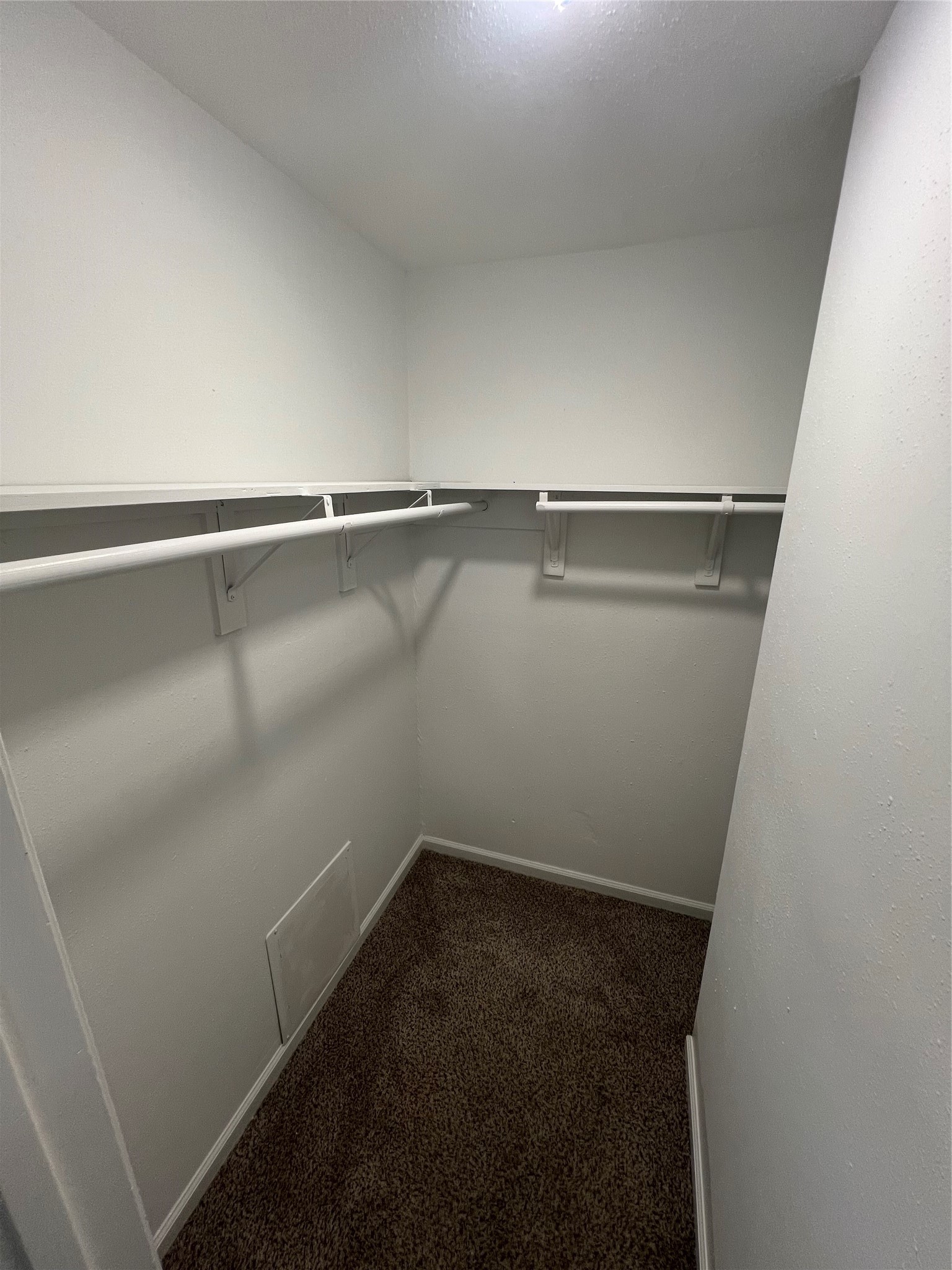 19739 Moonhollow Drive Property Photo 20