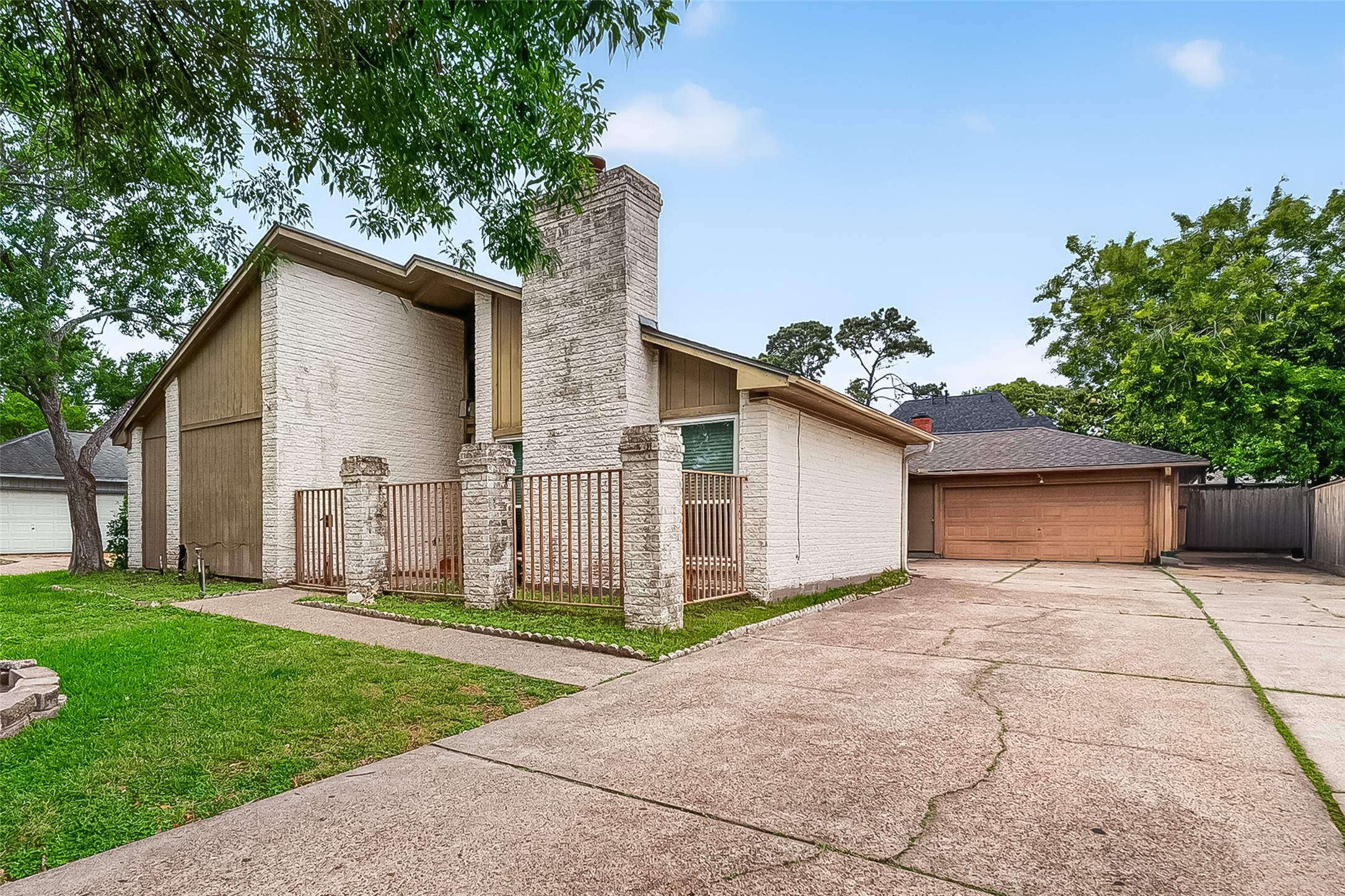 12811 Hidden Castle Drive Property Photo 2