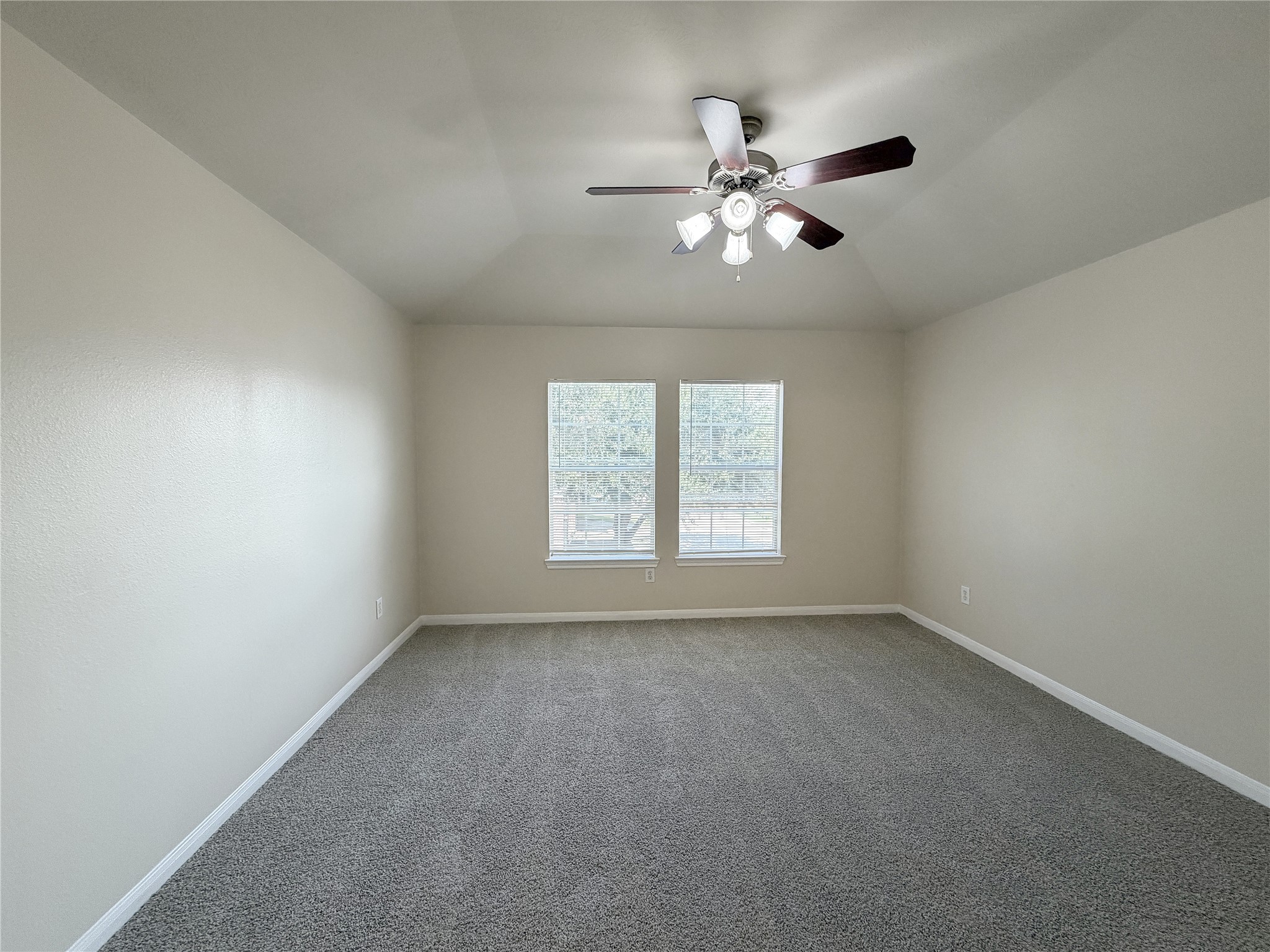 12543 S Ashford Villa Lane Property Photo 12