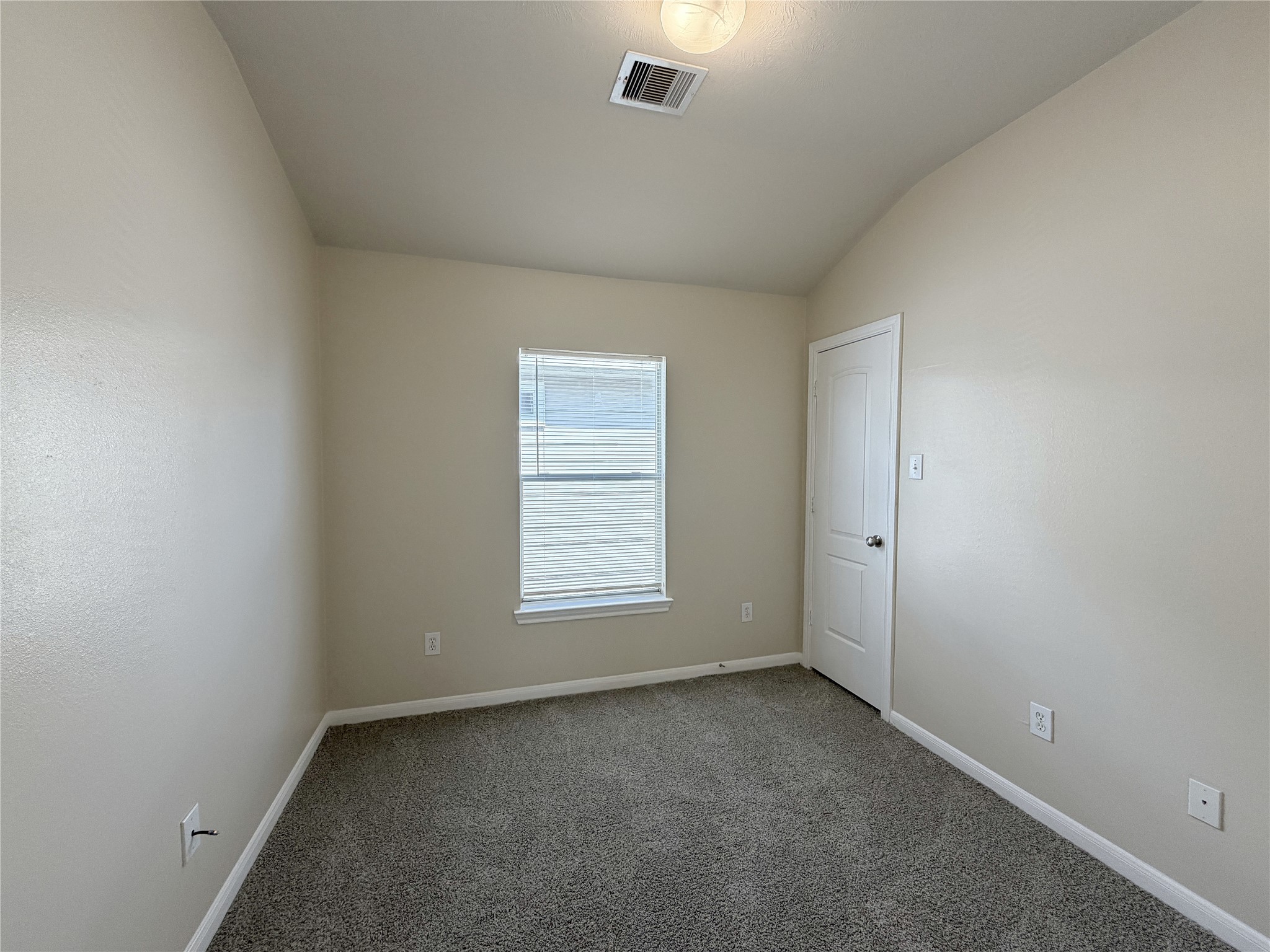 12543 S Ashford Villa Lane Property Photo 17
