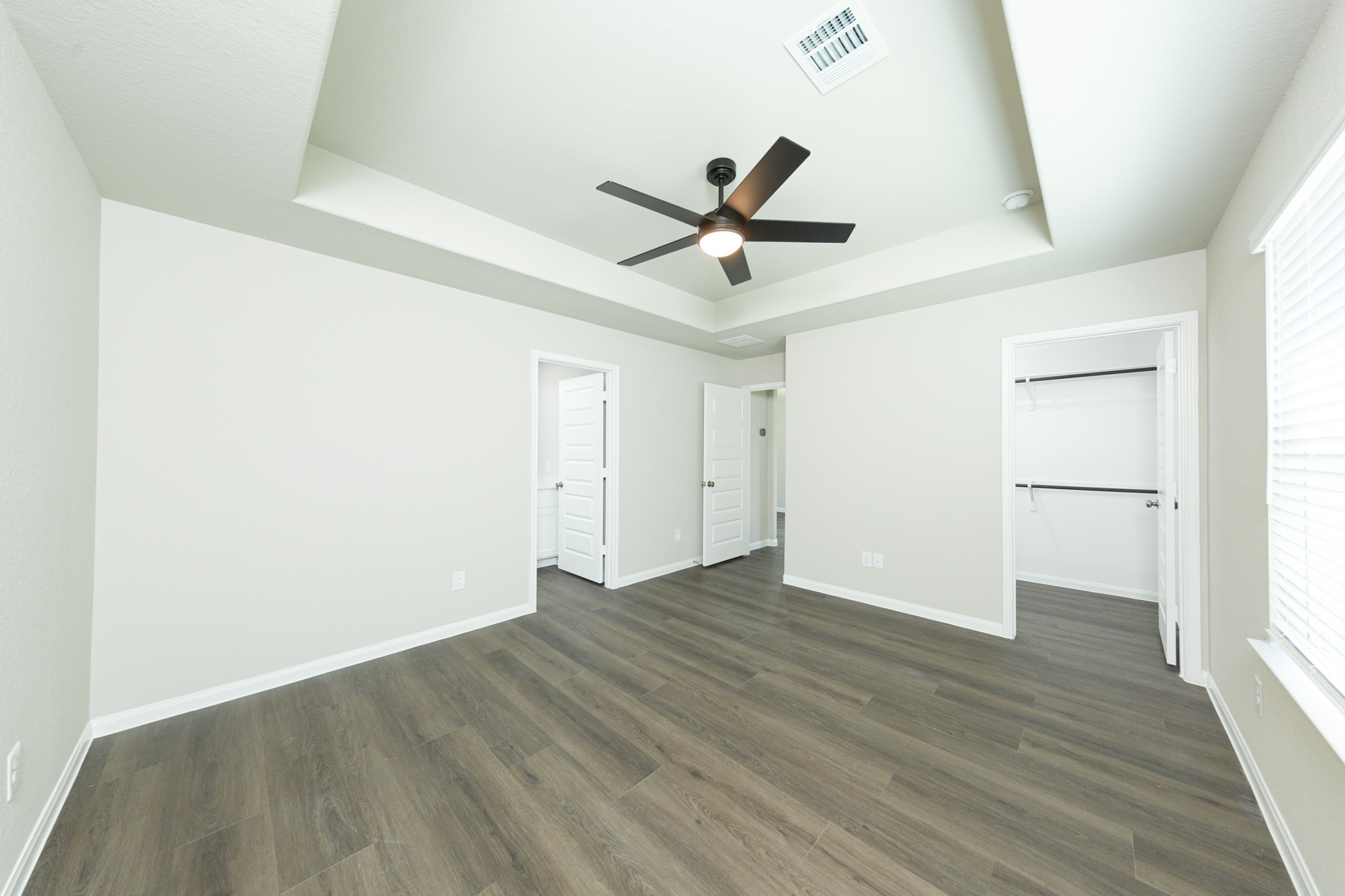 9209 Crestone Peak Drive Property Photo 12