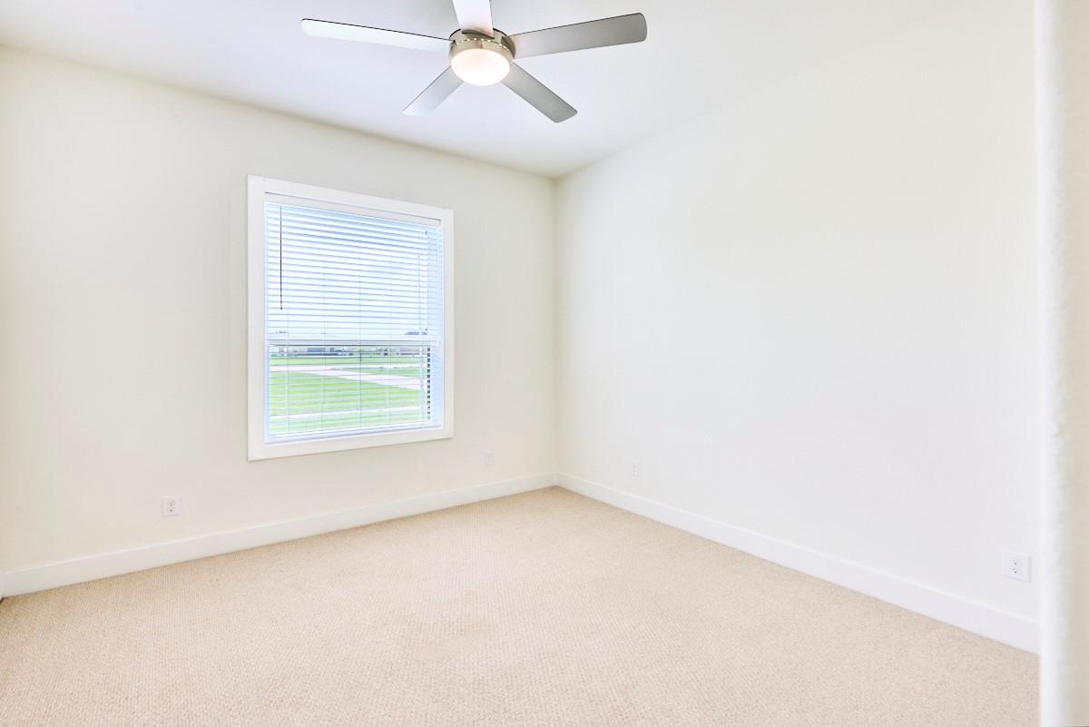 7911 Stratford Hall Drive Property Photo 25