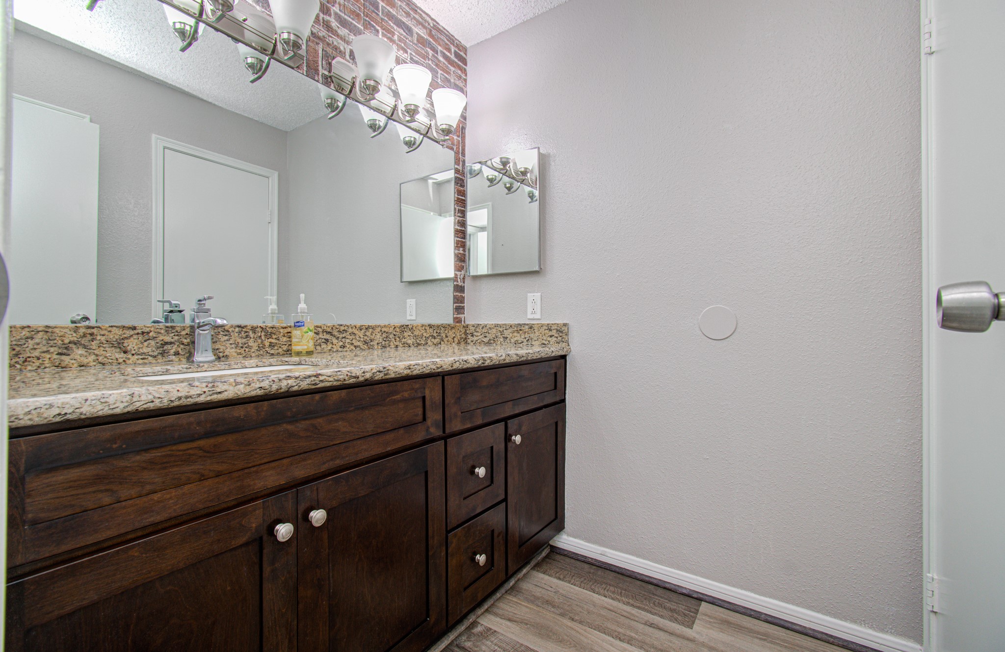 10101 S Gessner Road 405 Property Photo 16