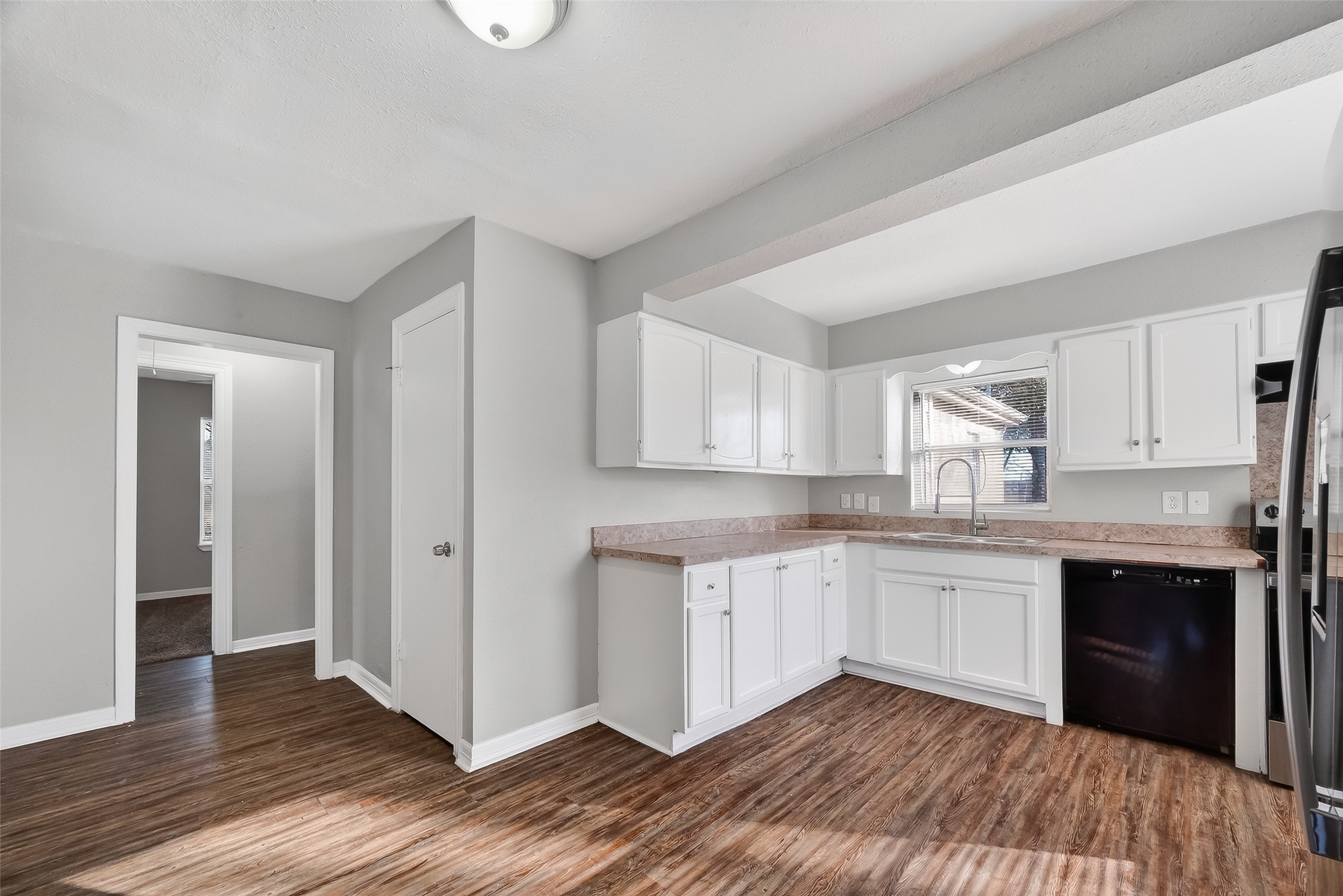 8782 Flossie Mae Street Property Photo 6
