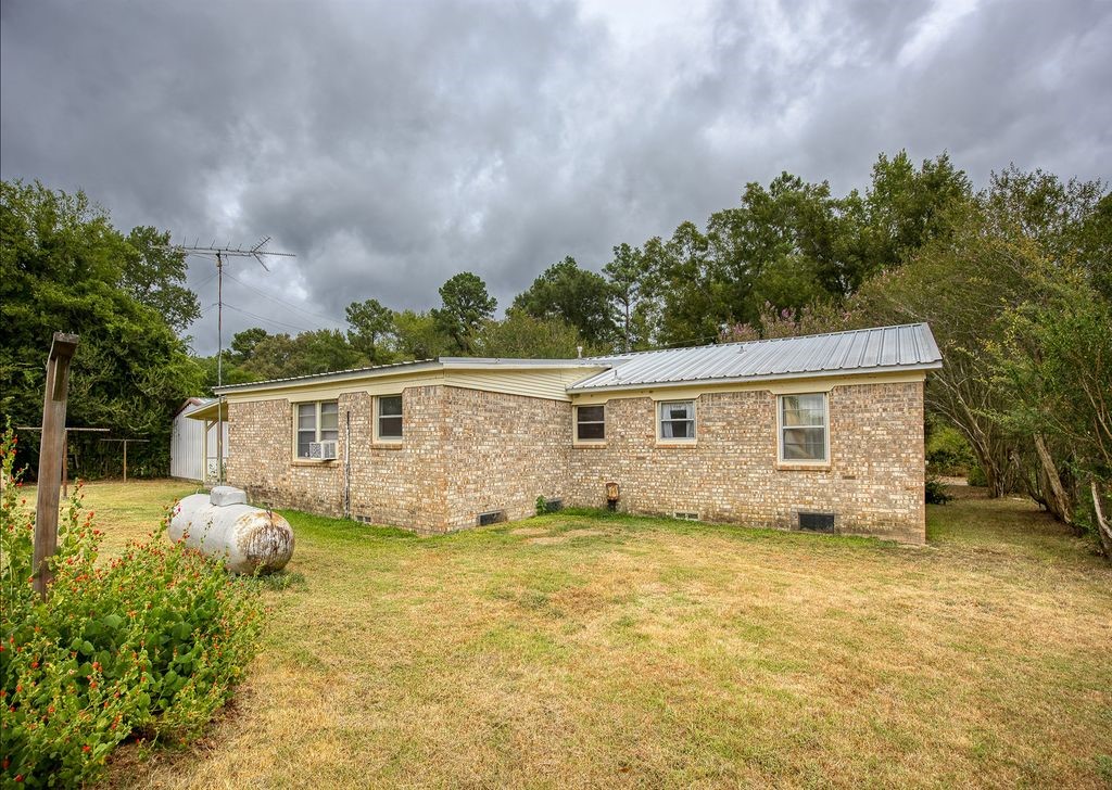 4233 An County Road 163 Property Photo 5