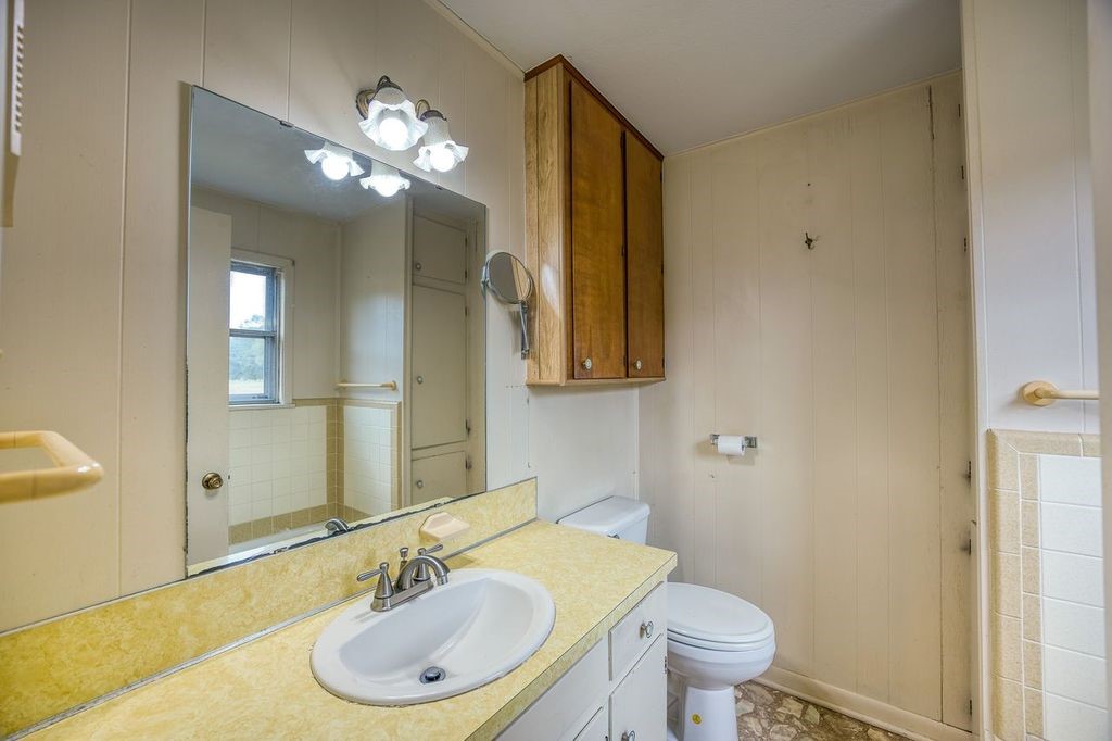4233 An County Road 163 Property Photo 25