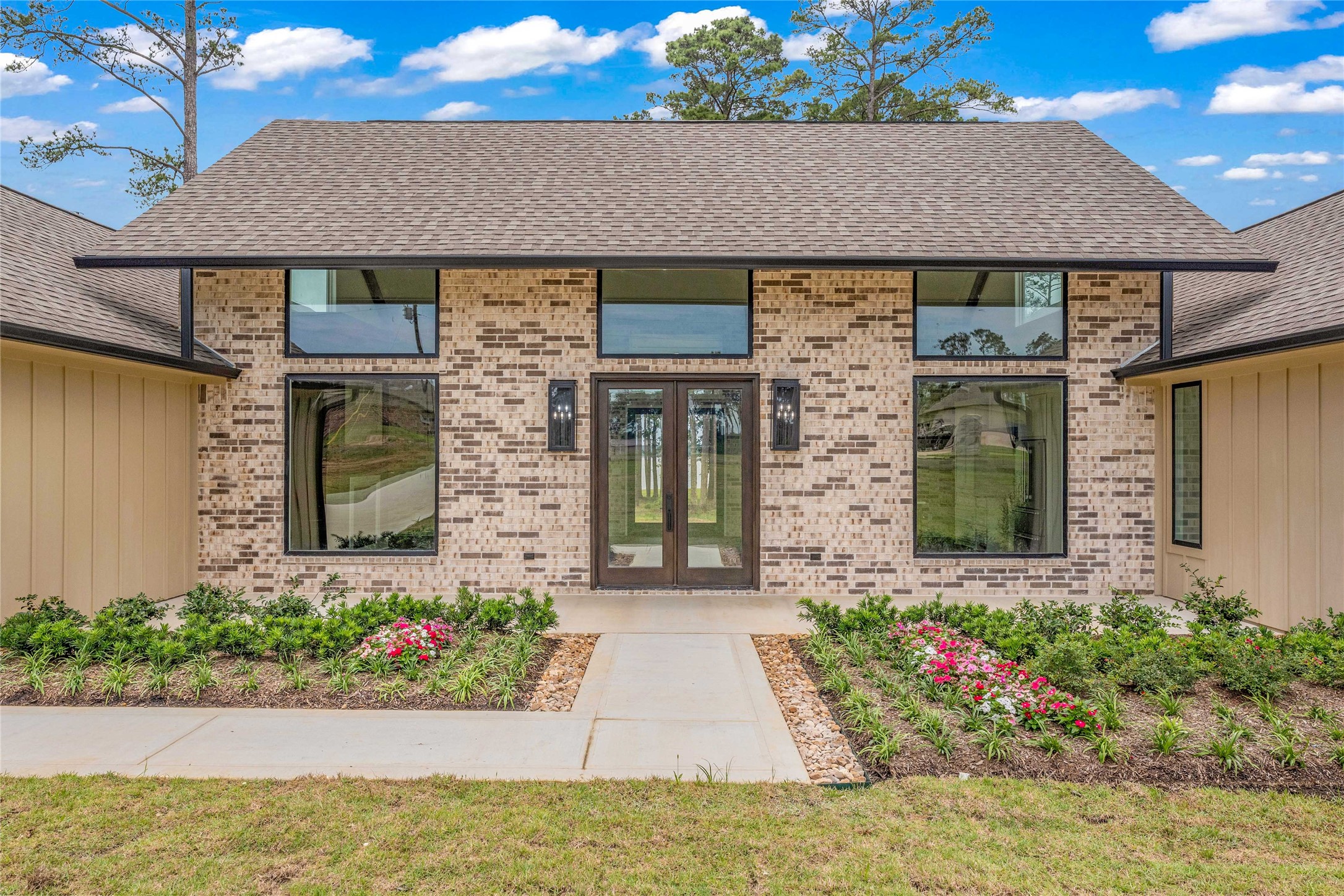112 Private Road 6029 Property Photo 4
