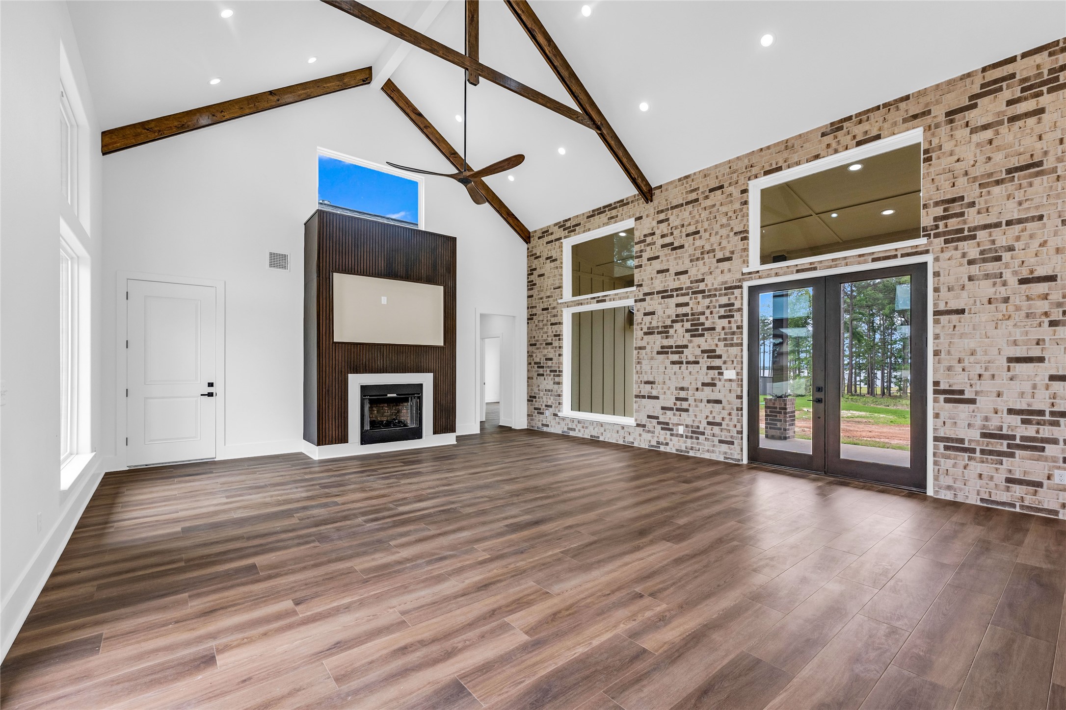 112 Private Road 6029 Property Photo 6