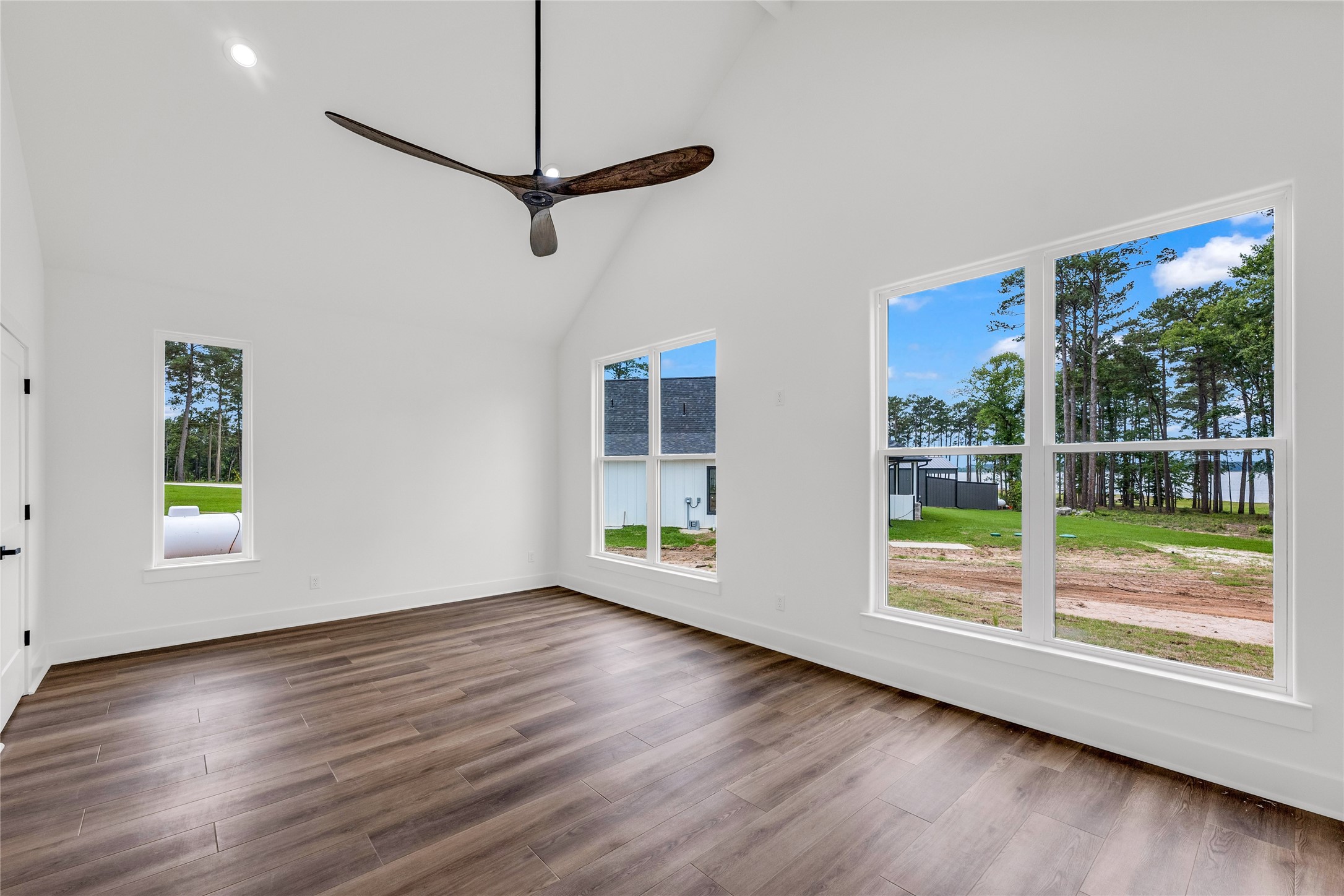 112 Private Road 6029 Property Photo 15