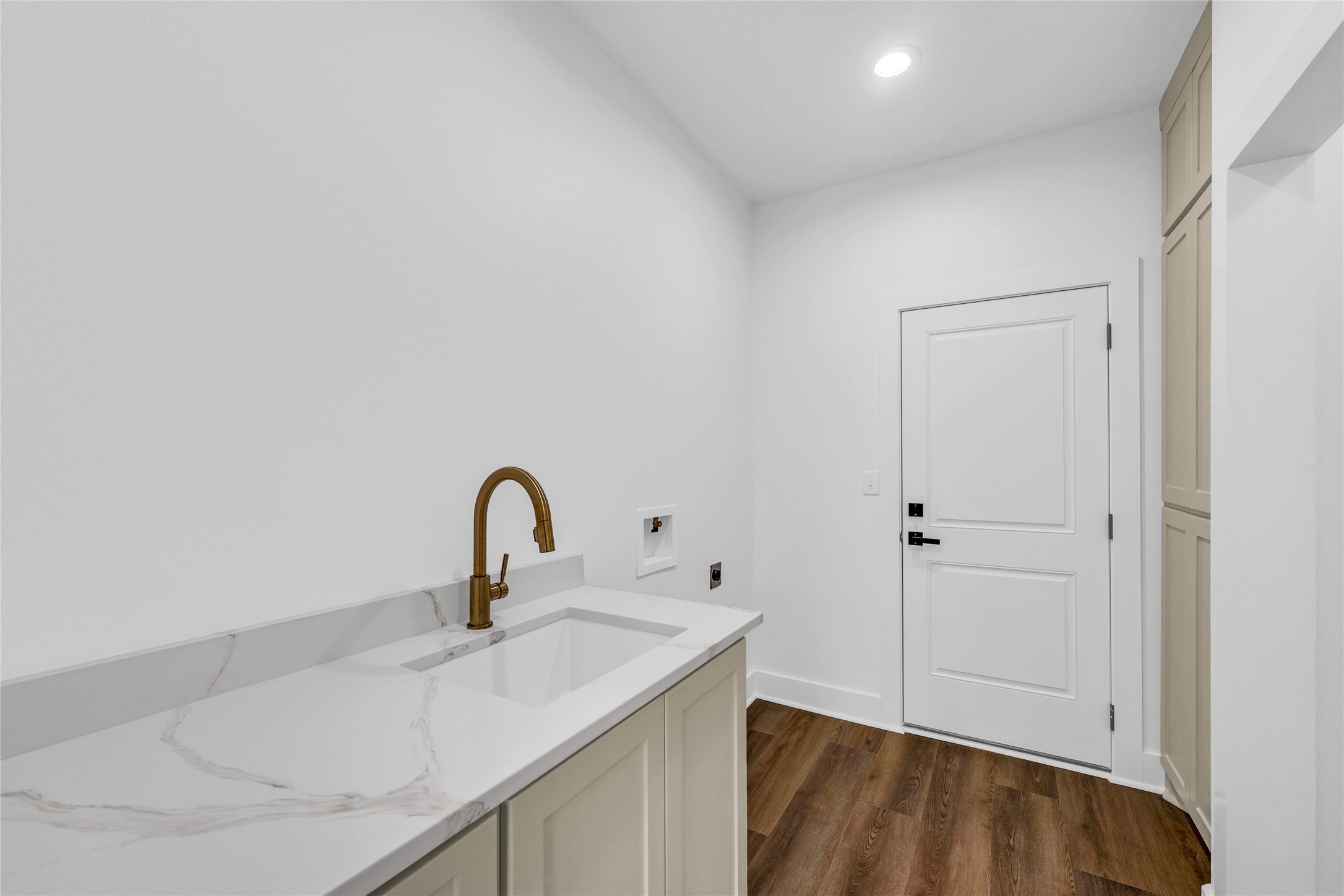 112 Private Road 6029 Property Photo 29