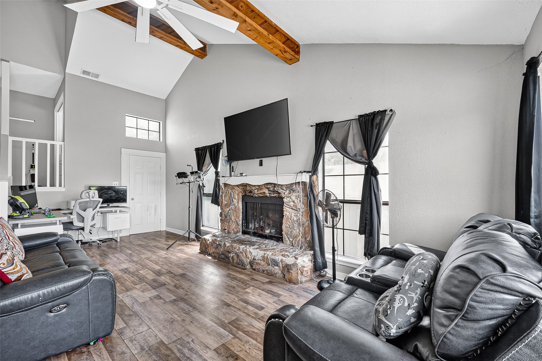 5527 County Road 155 X77511 Property Photo 16