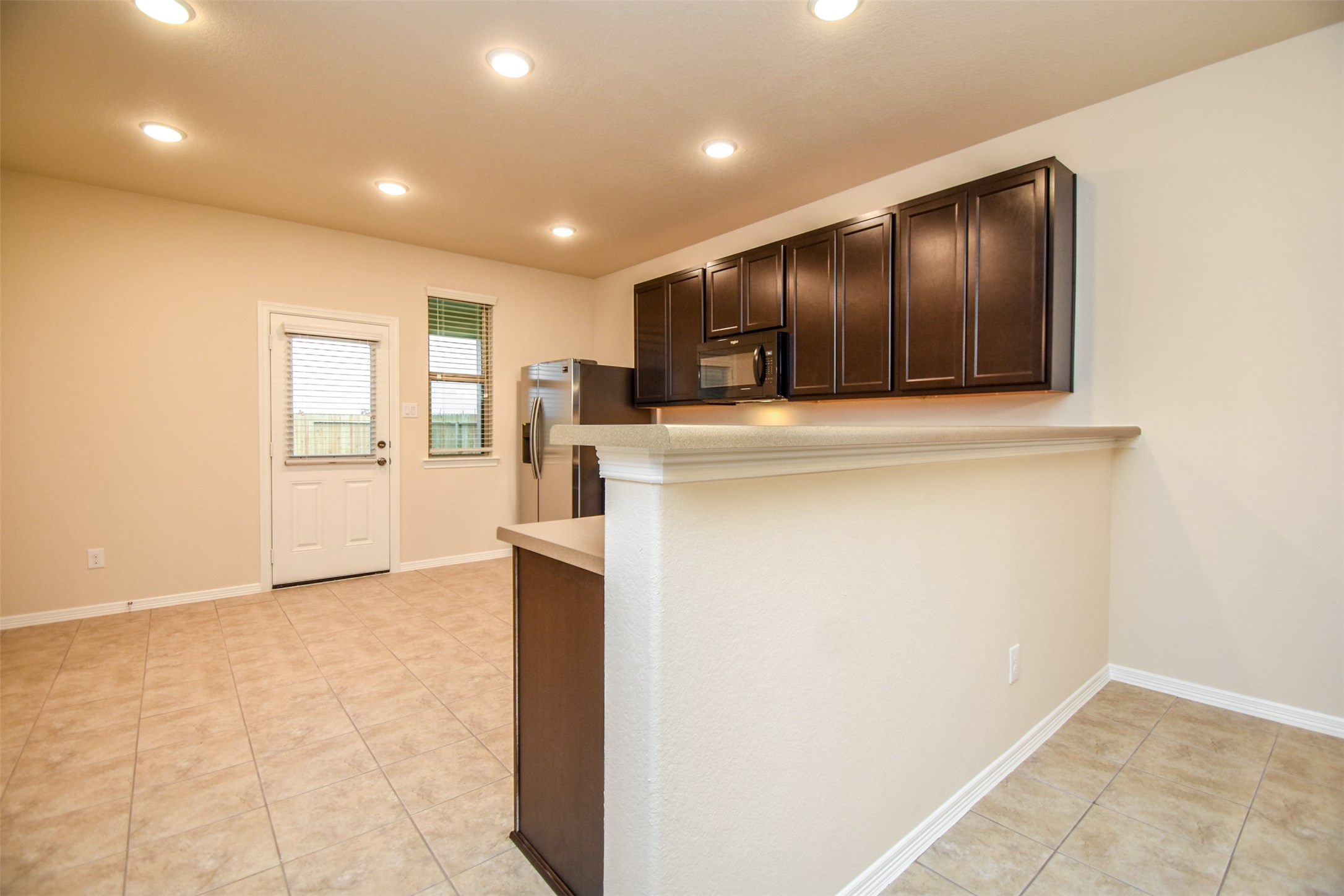 2431 Concord Terrace Property Photo 27