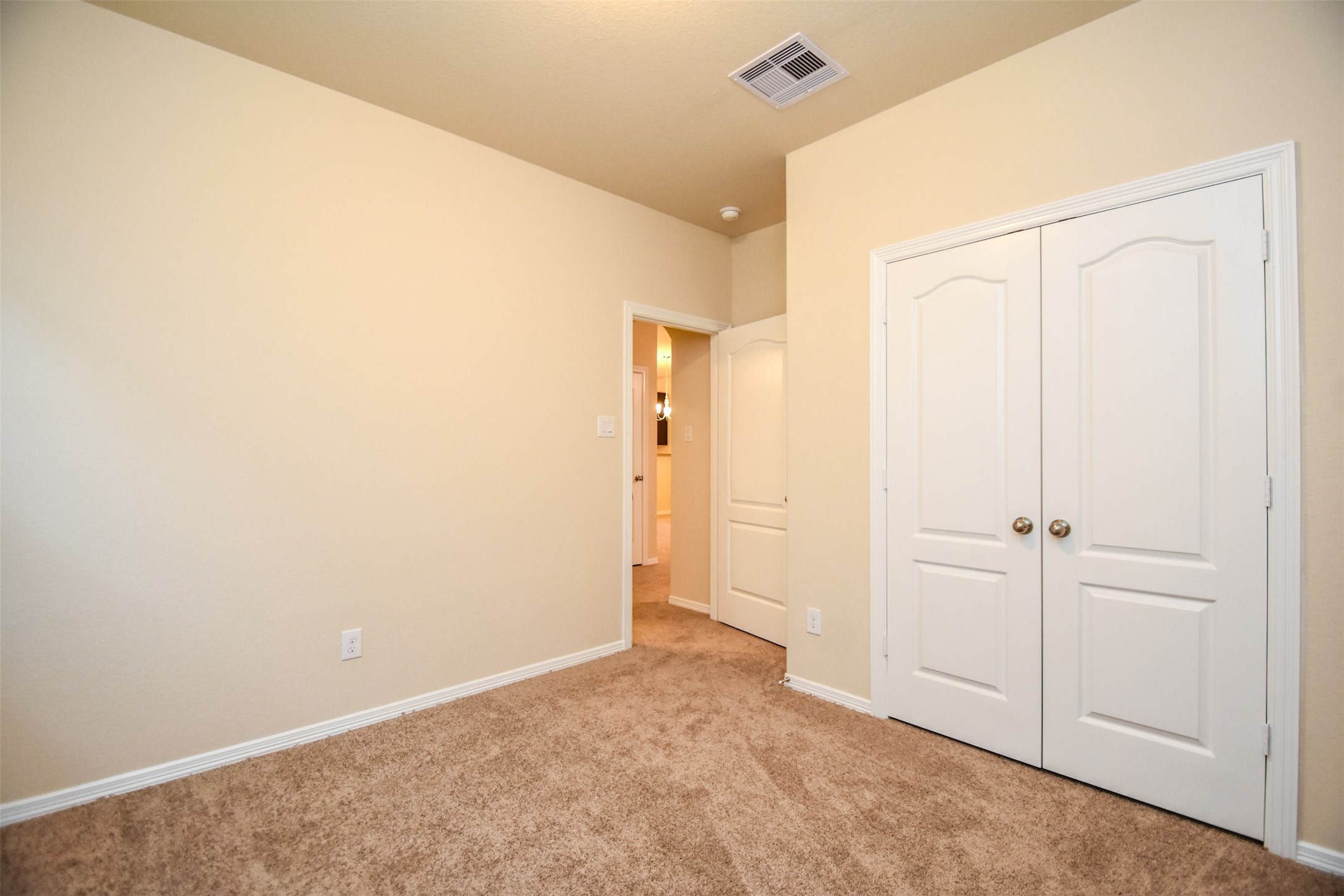 2431 Concord Terrace Property Photo 33