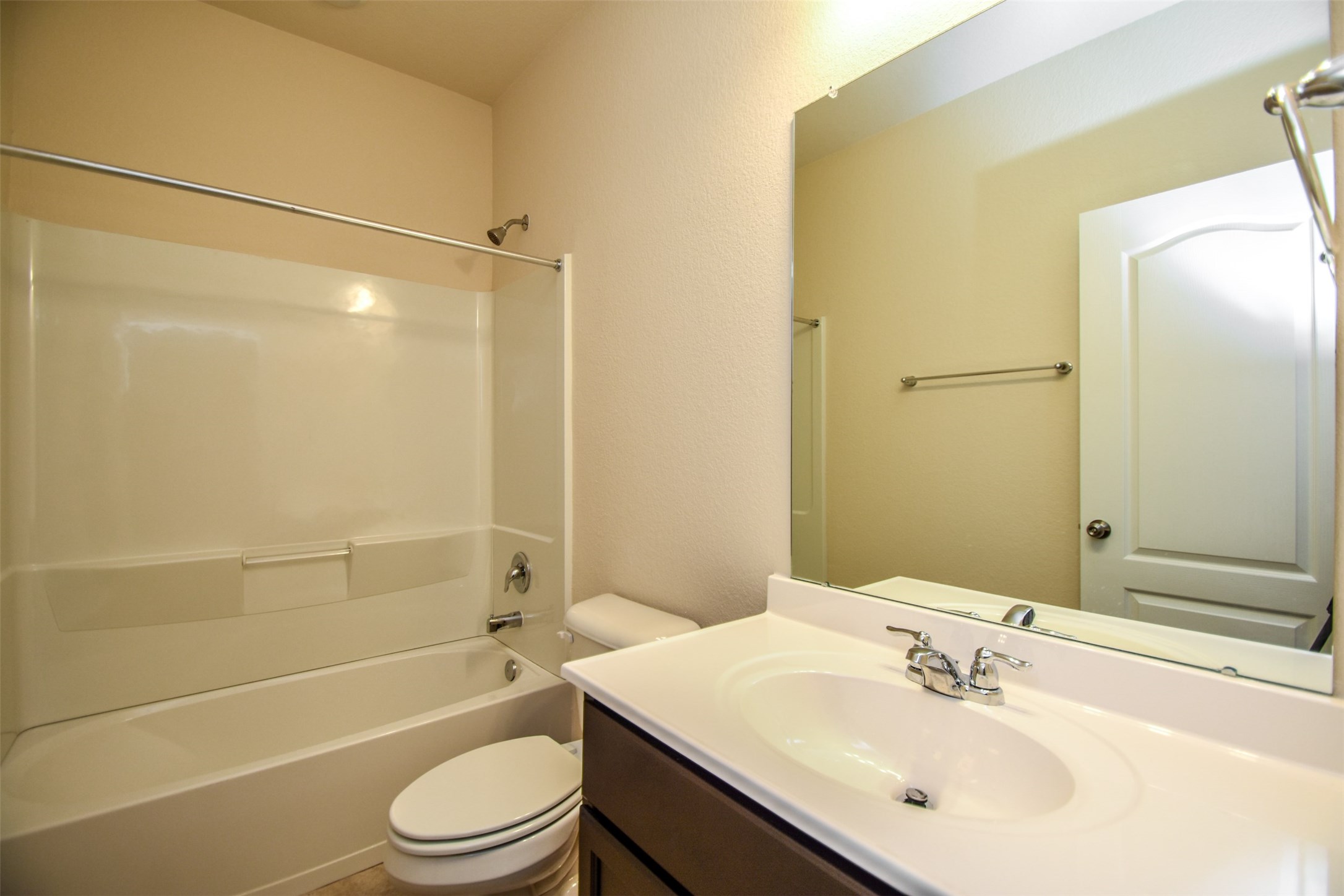 2431 Concord Terrace Property Photo 34