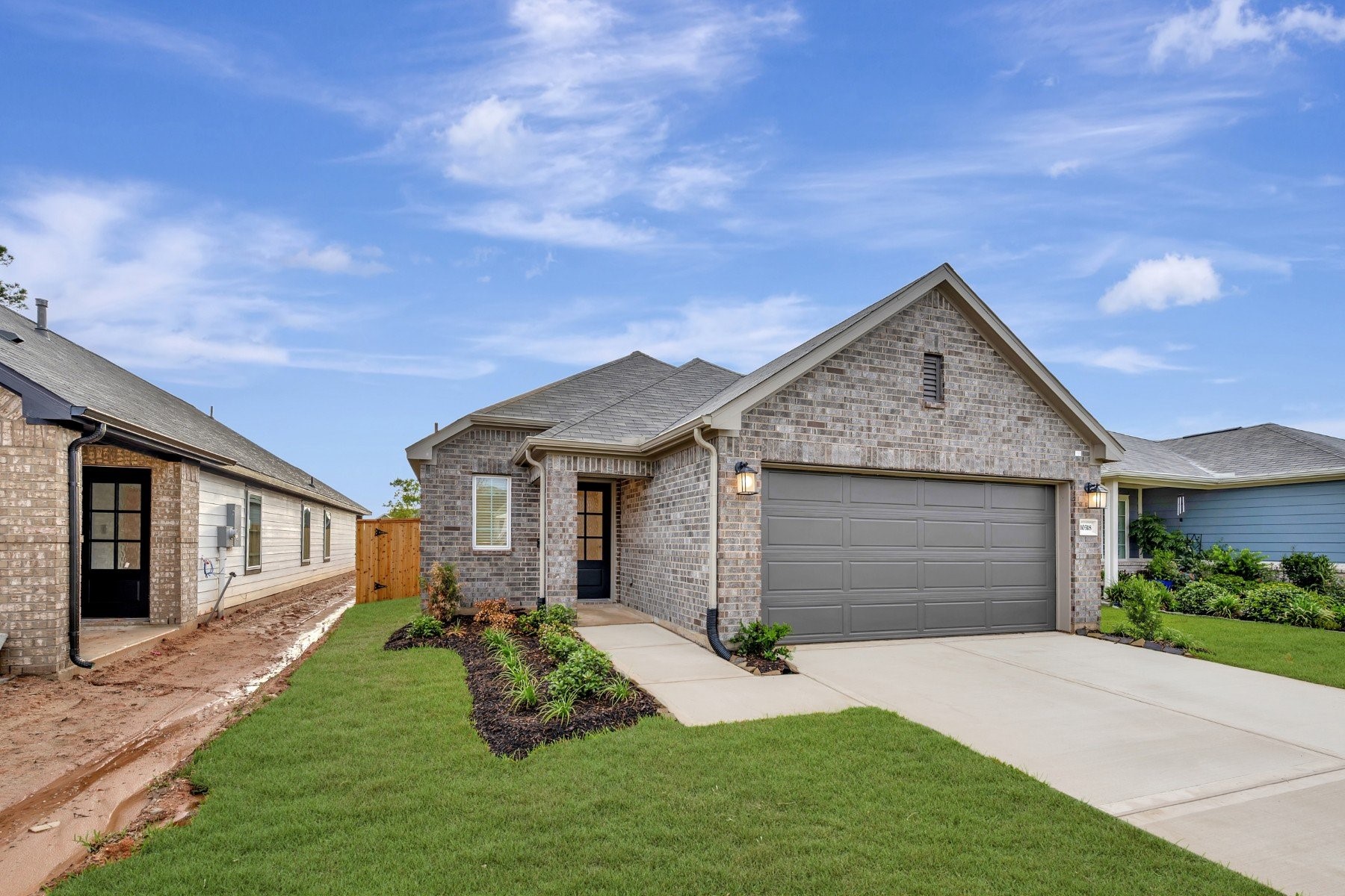 10318 Navarro Path Property Photo 1