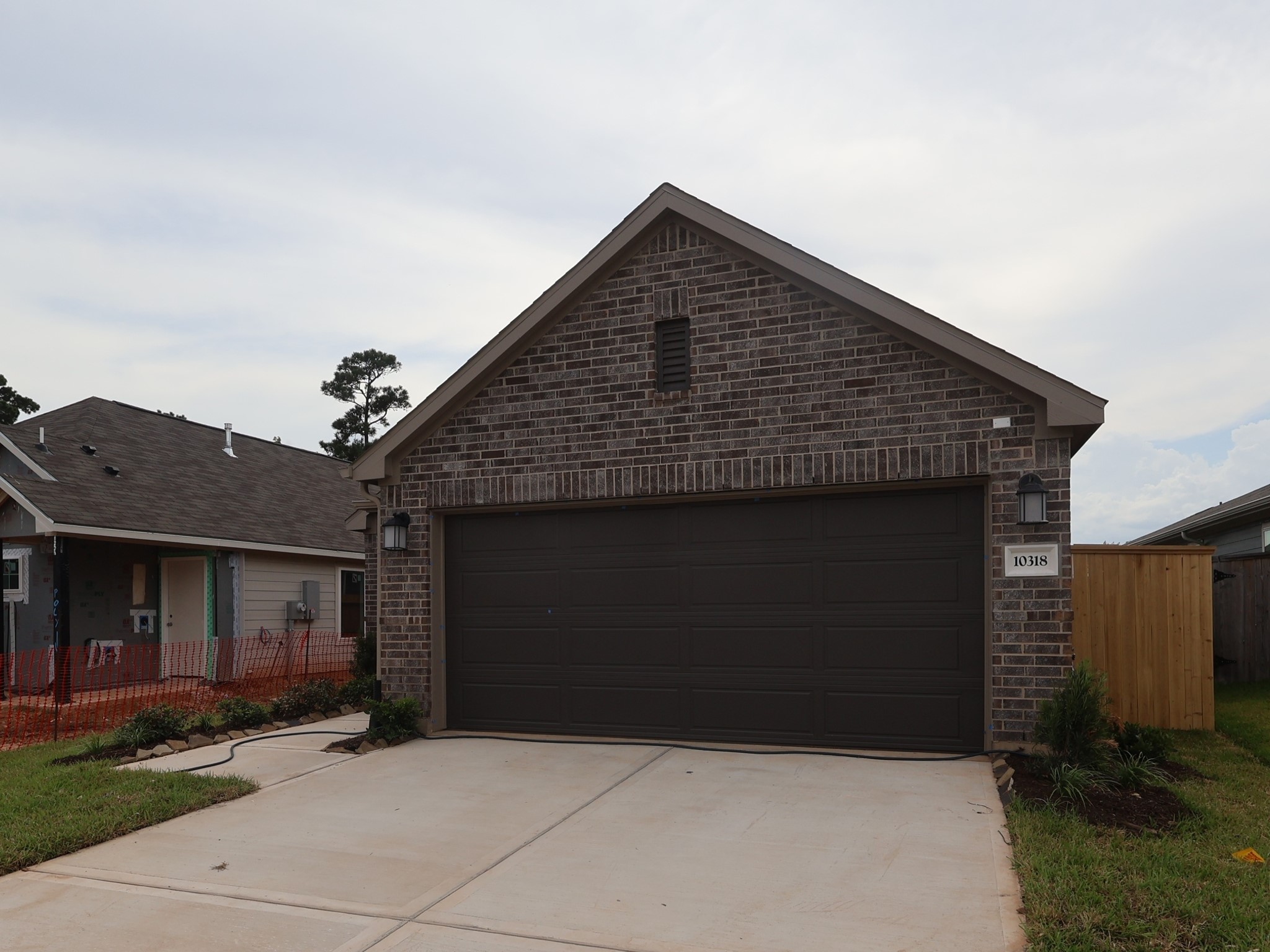 10318 Navarro Path Property Photo 8