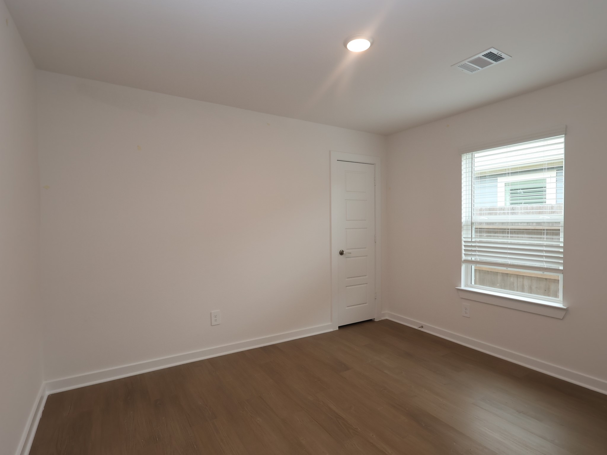 10318 Navarro Path Property Photo 16