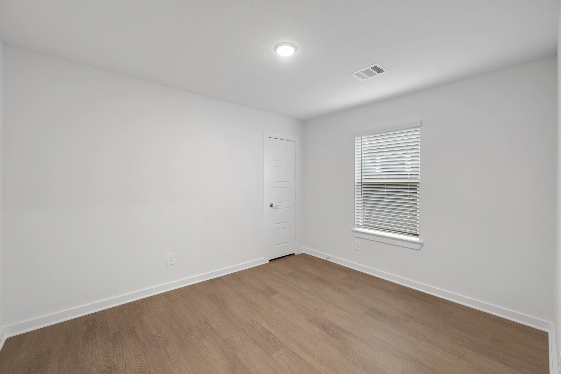 10318 Navarro Path Property Photo 18