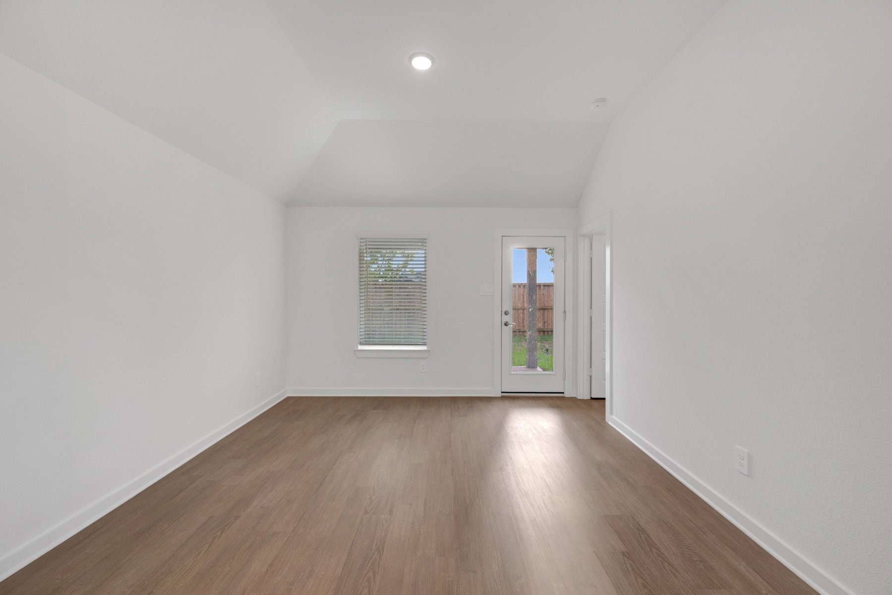 10318 Navarro Path Property Photo 28