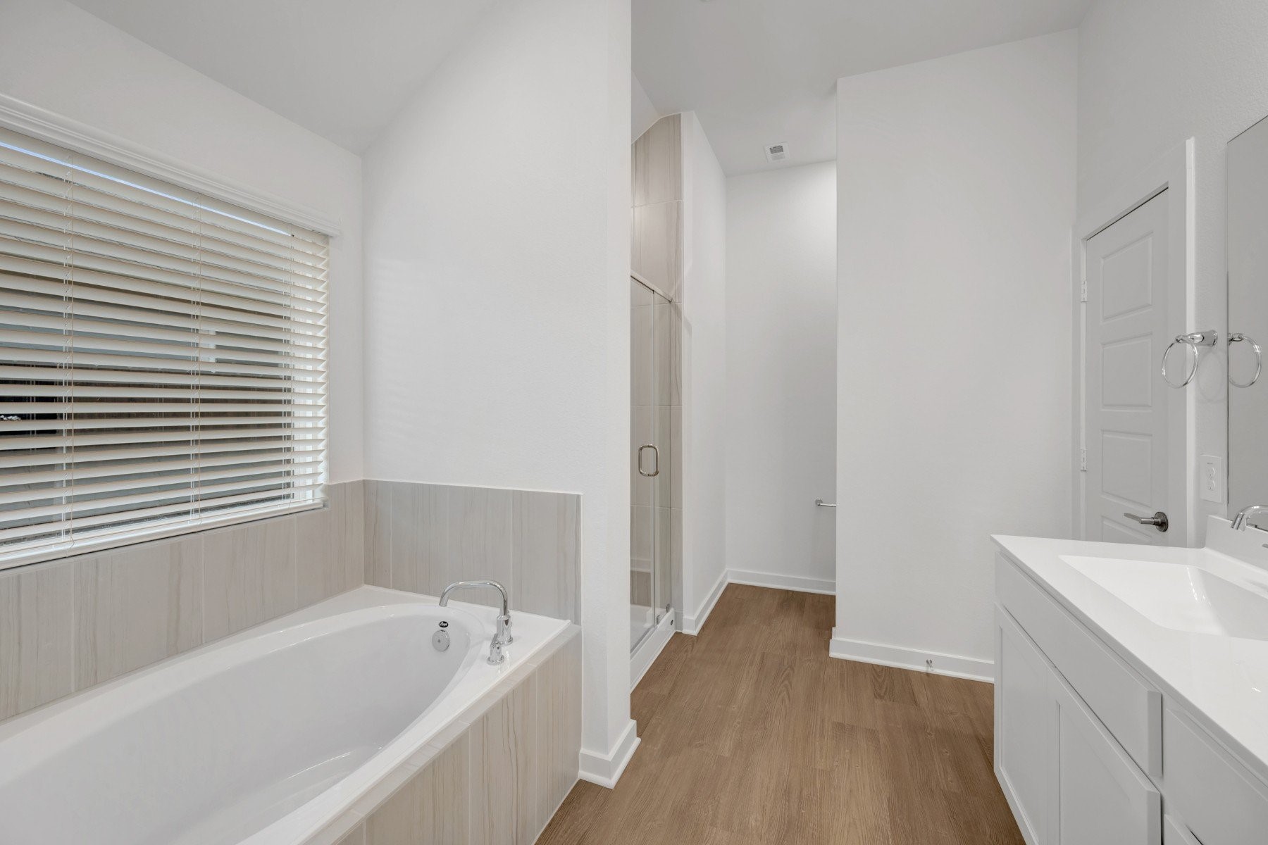 10318 Navarro Path Property Photo 32