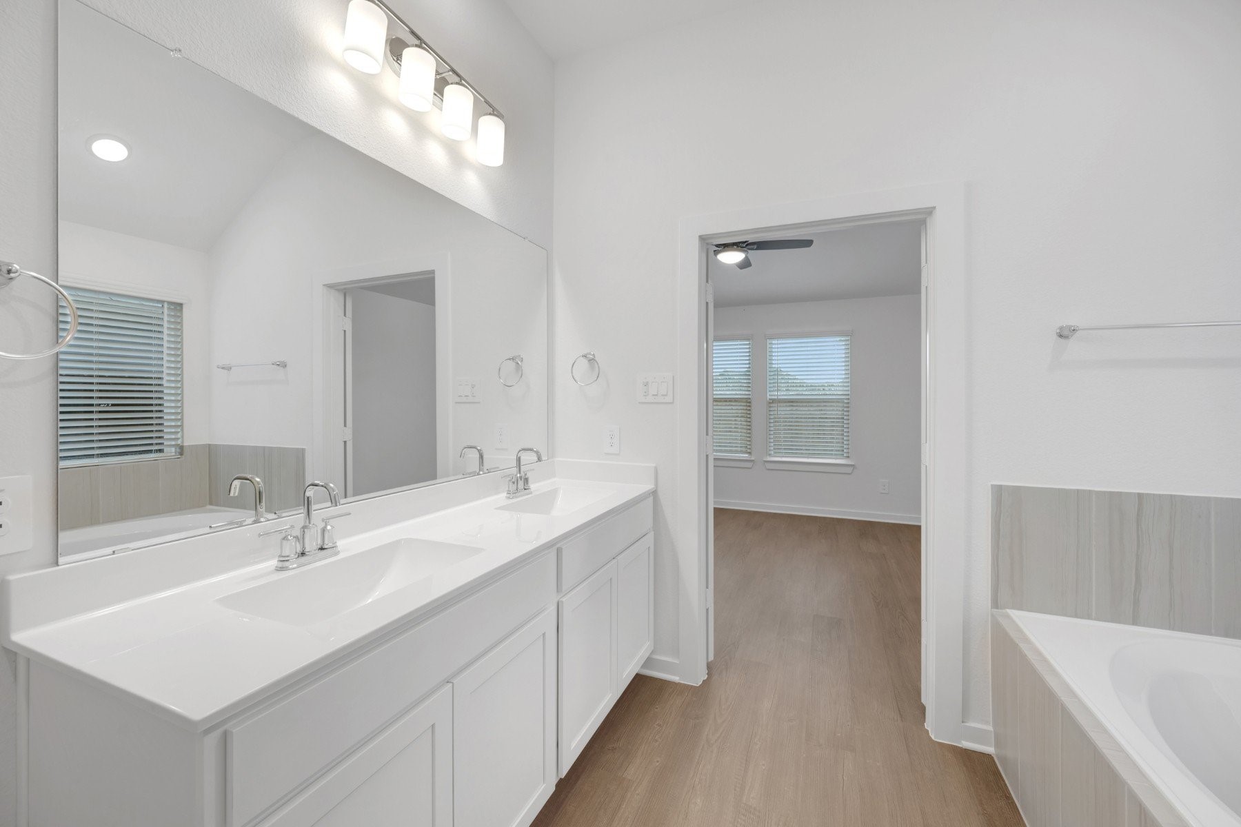10318 Navarro Path Property Photo 33