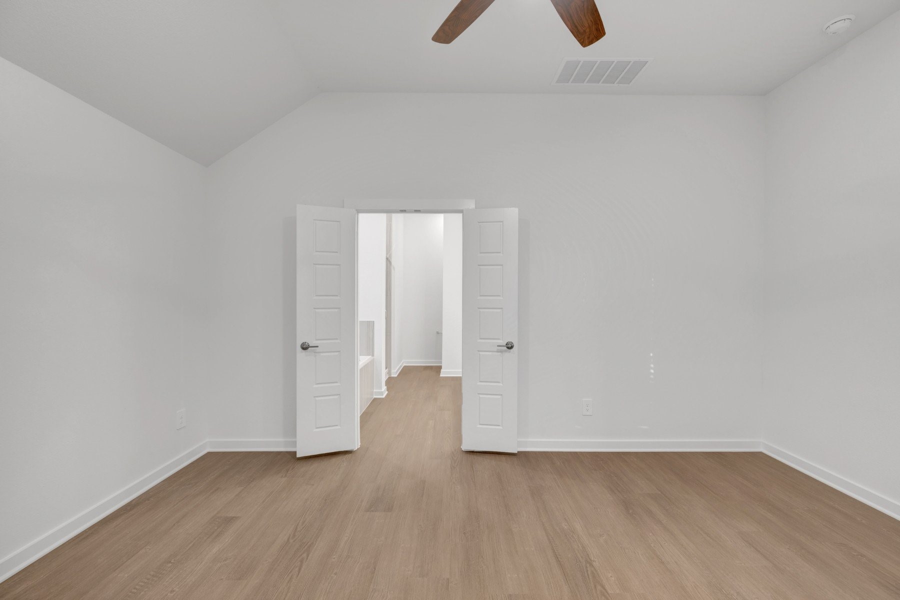 10318 Navarro Path Property Photo 36