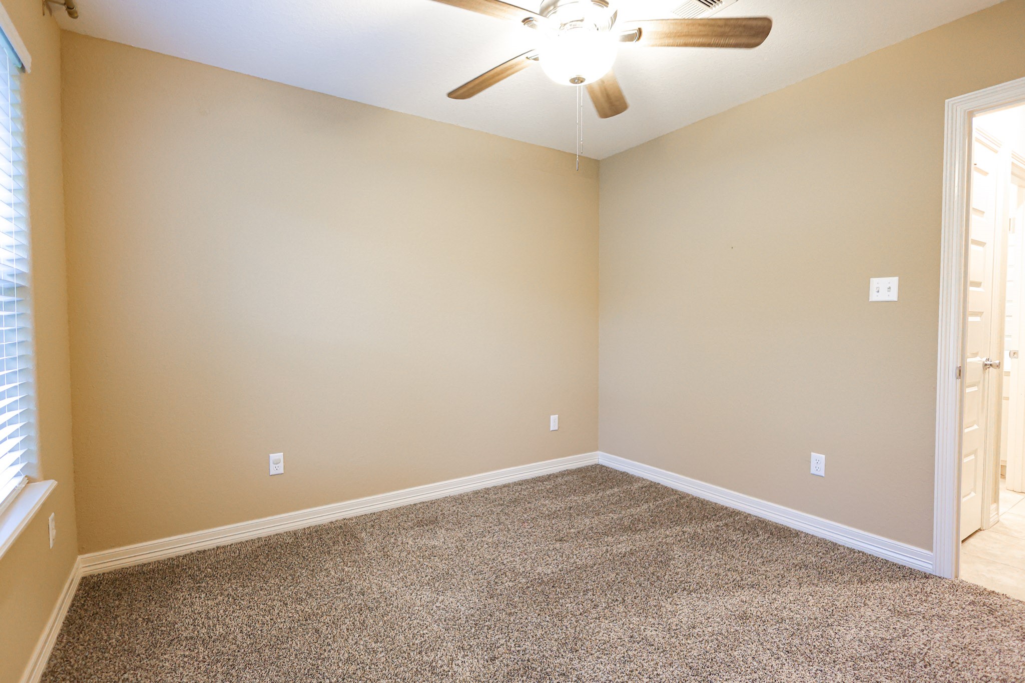62 Nelson Court Property Photo 15