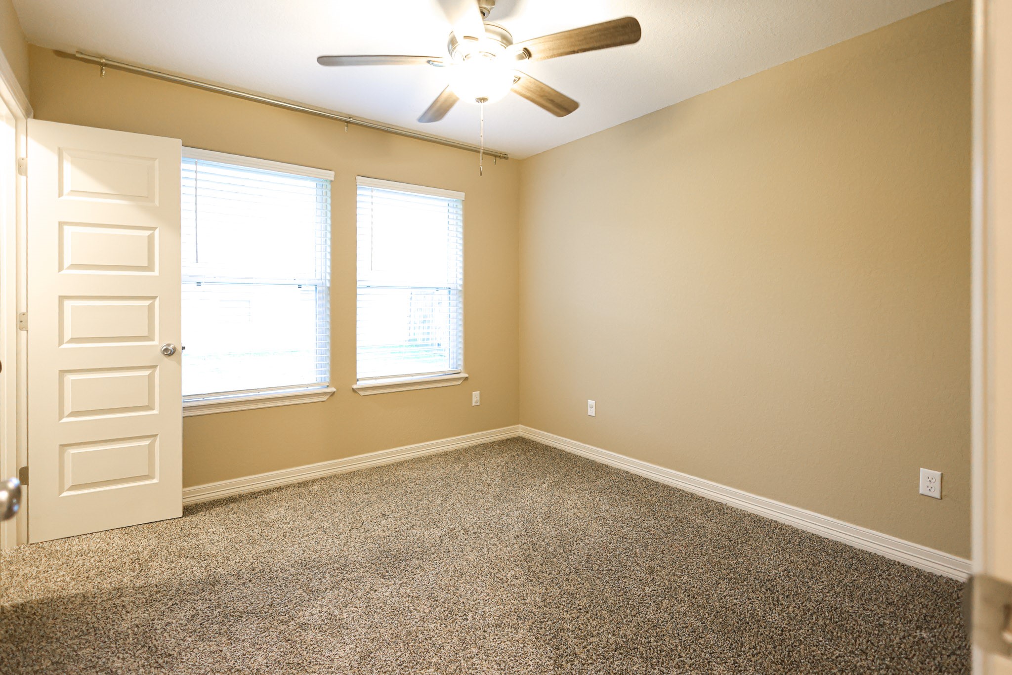 62 Nelson Court Property Photo 16
