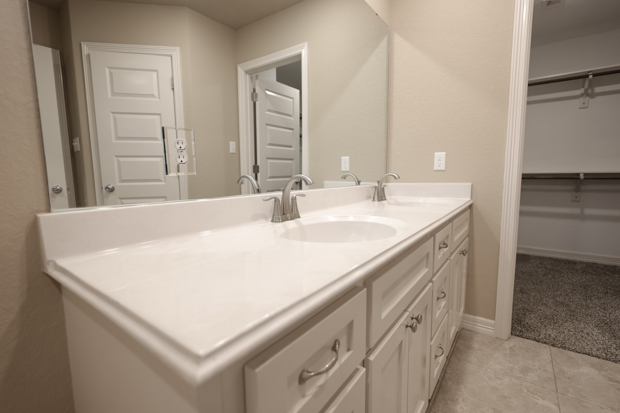 62 Nelson Court Property Photo 34