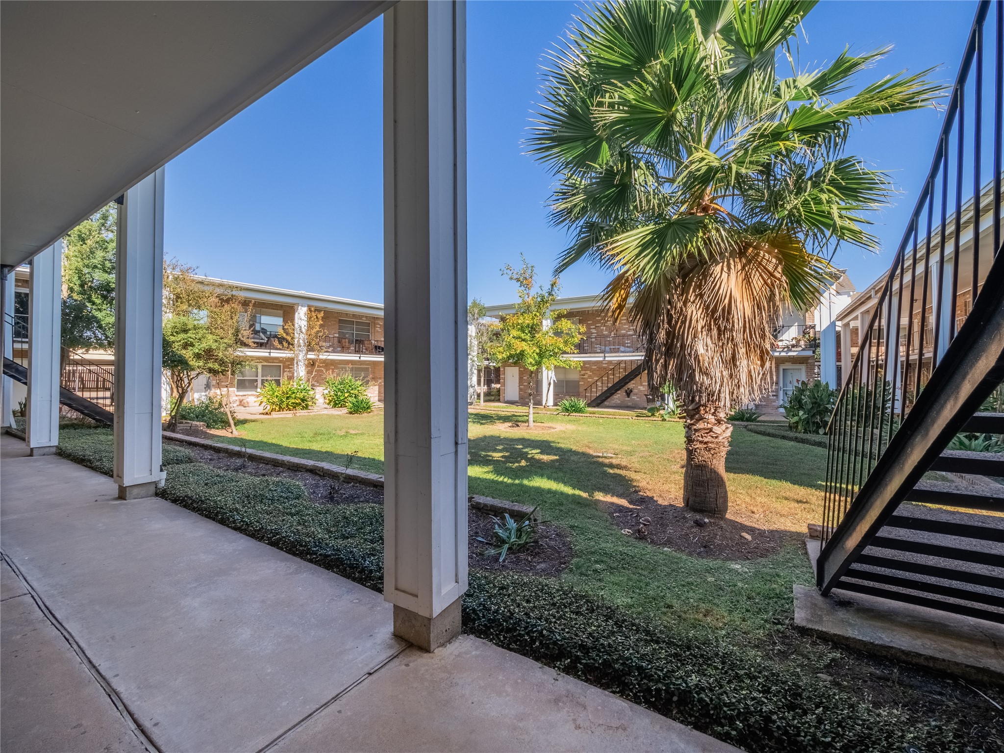 3535 Nasa Parkway 39 Property Photo 3