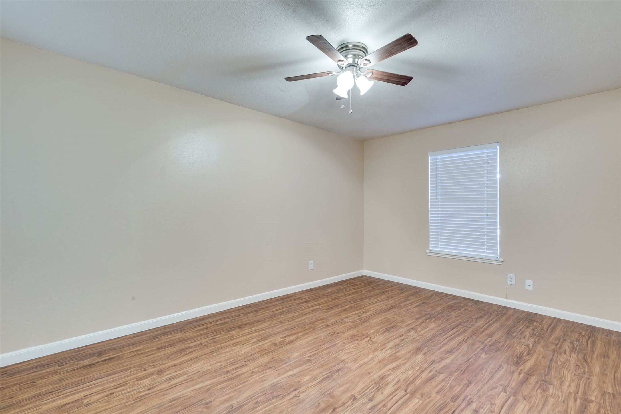 3535 Nasa Parkway 39 Property Photo 10