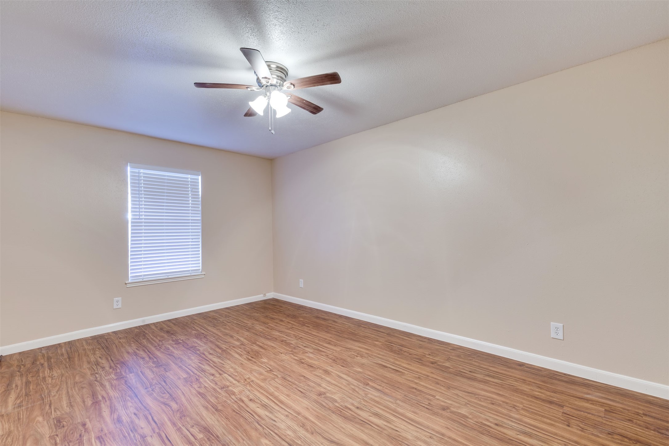 3535 Nasa Parkway 39 Property Photo 14