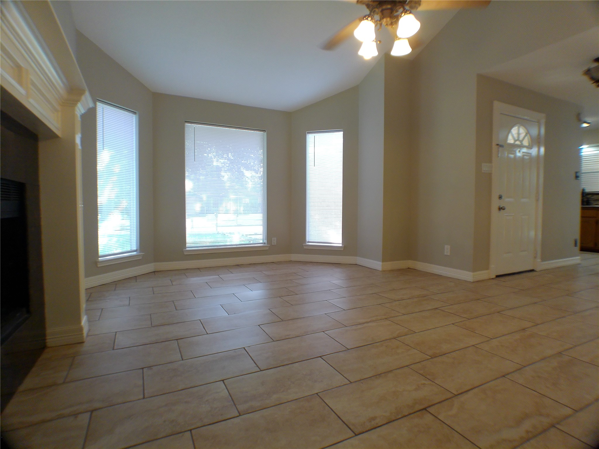 4422 Haiti Lane Property Photo 6