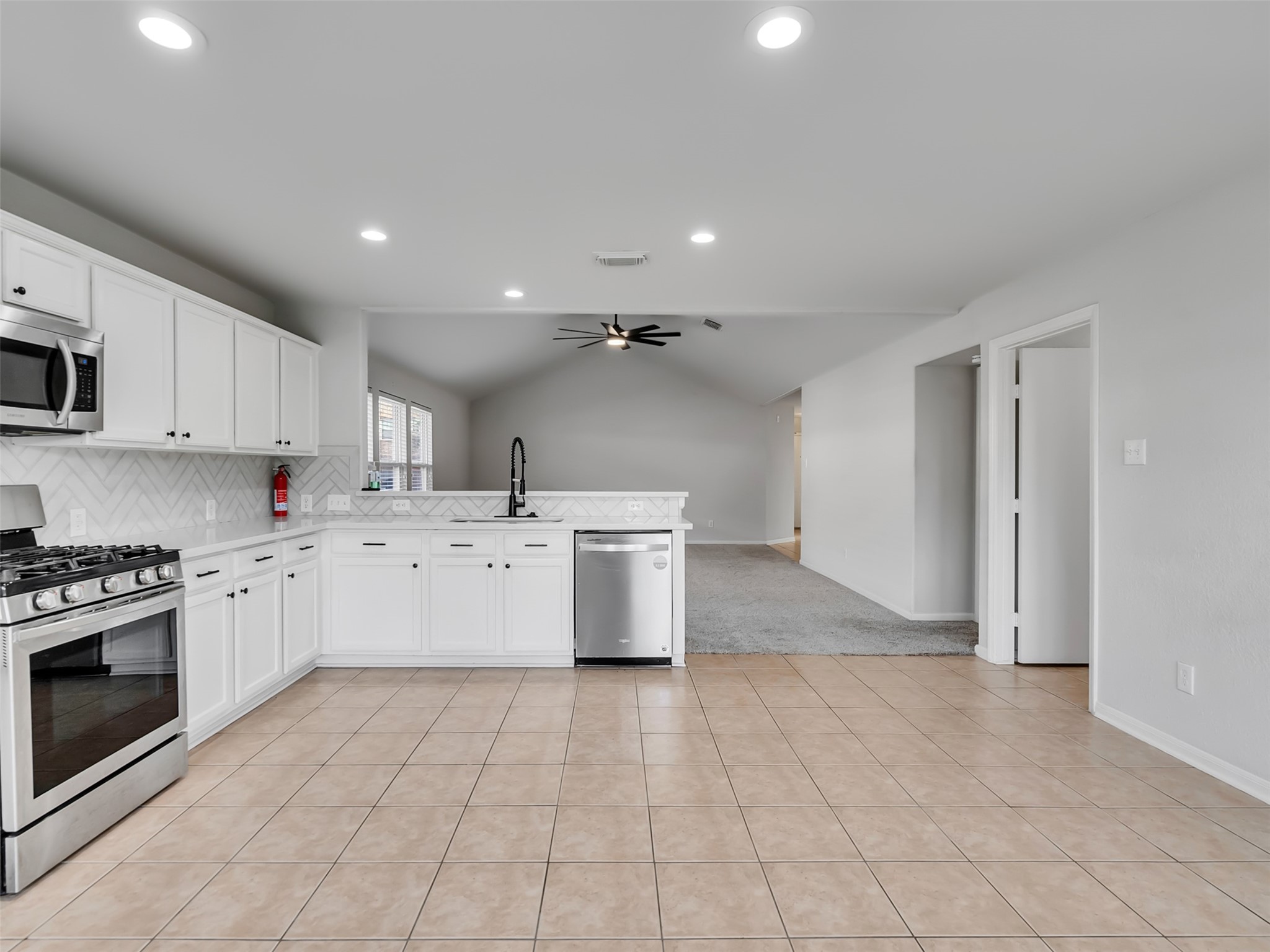 21518 Gannet Peak Way Property Photo 14