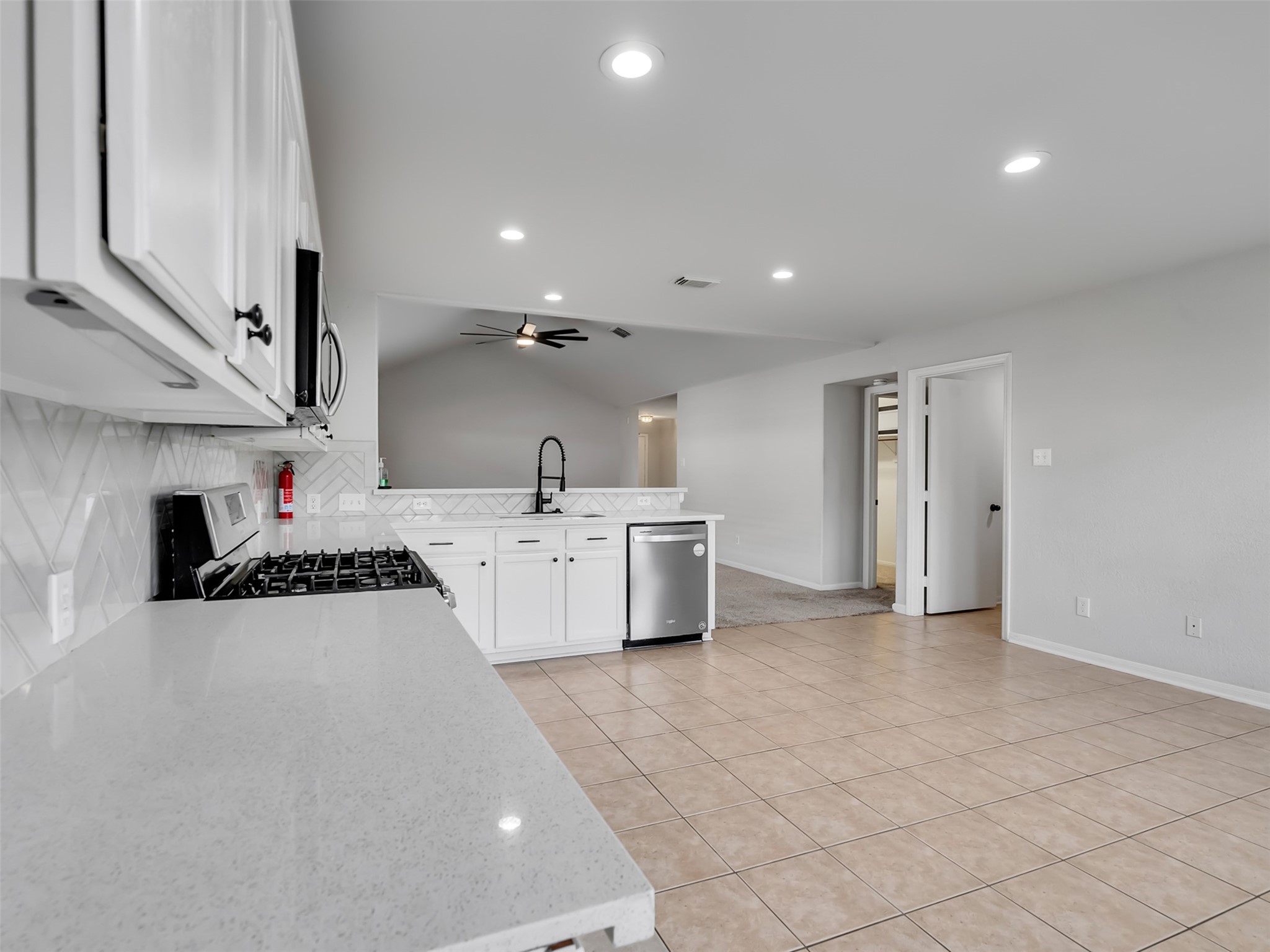 21518 Gannet Peak Way Property Photo 15