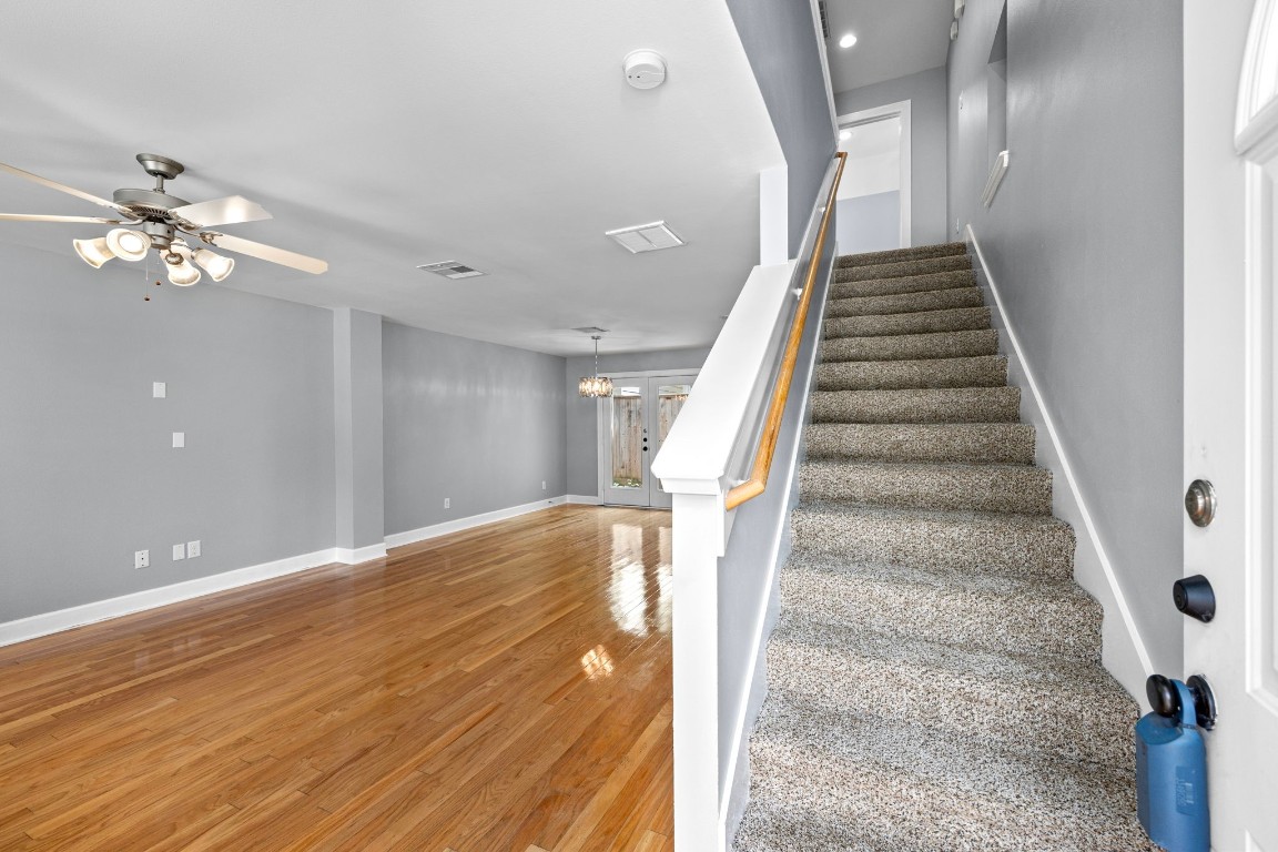 5951 South Loop E 50 Property Photo 4