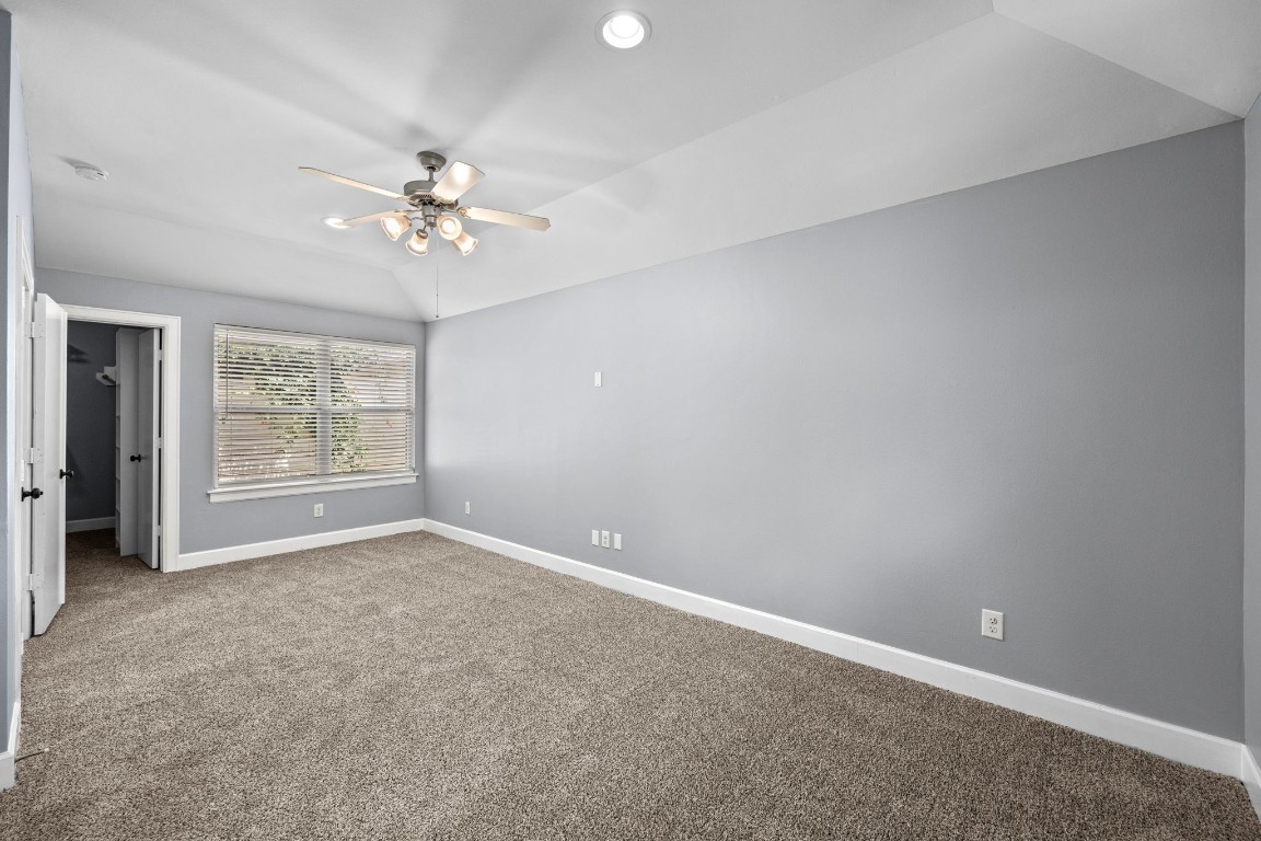 5951 South Loop E 50 Property Photo 15